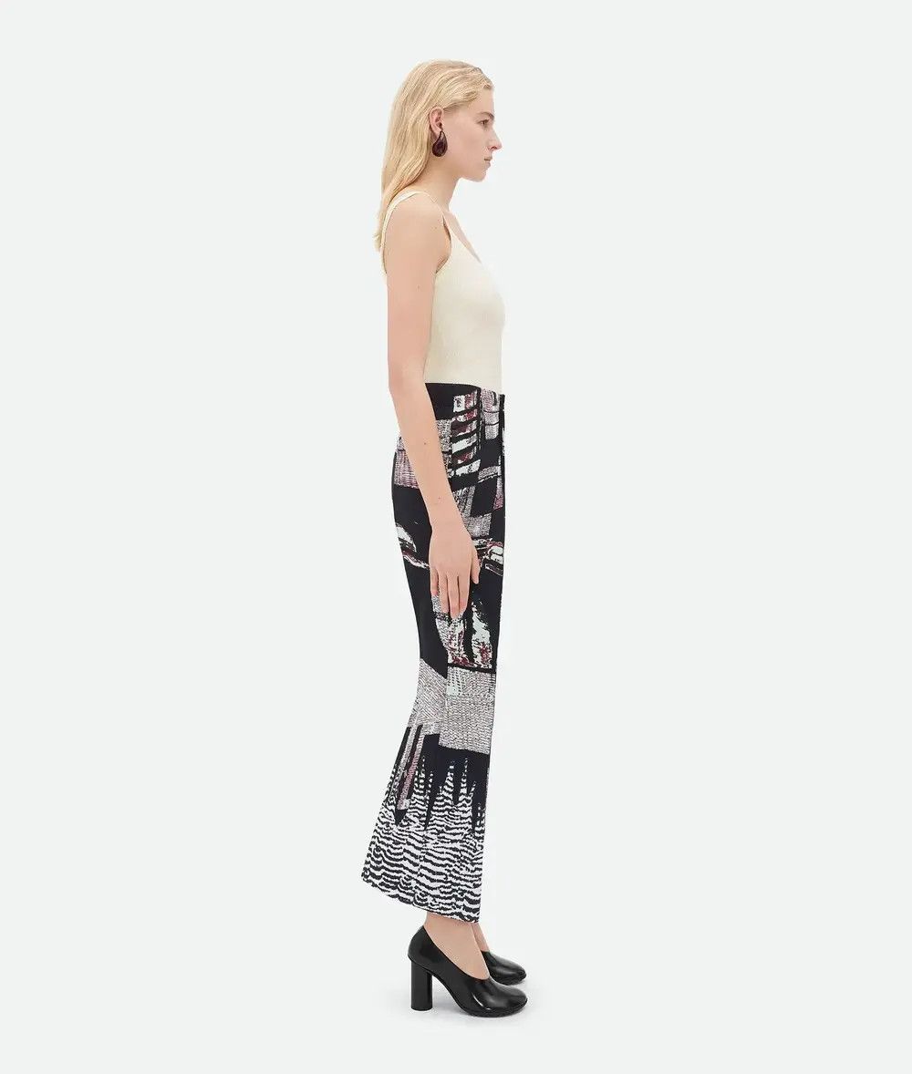 Bottega Veneta o1n1vont1225 Curved Shape Graphic Viscose Jacquard Trouser Size 25" / US 0 / IT 36 - 2 Thumbnail