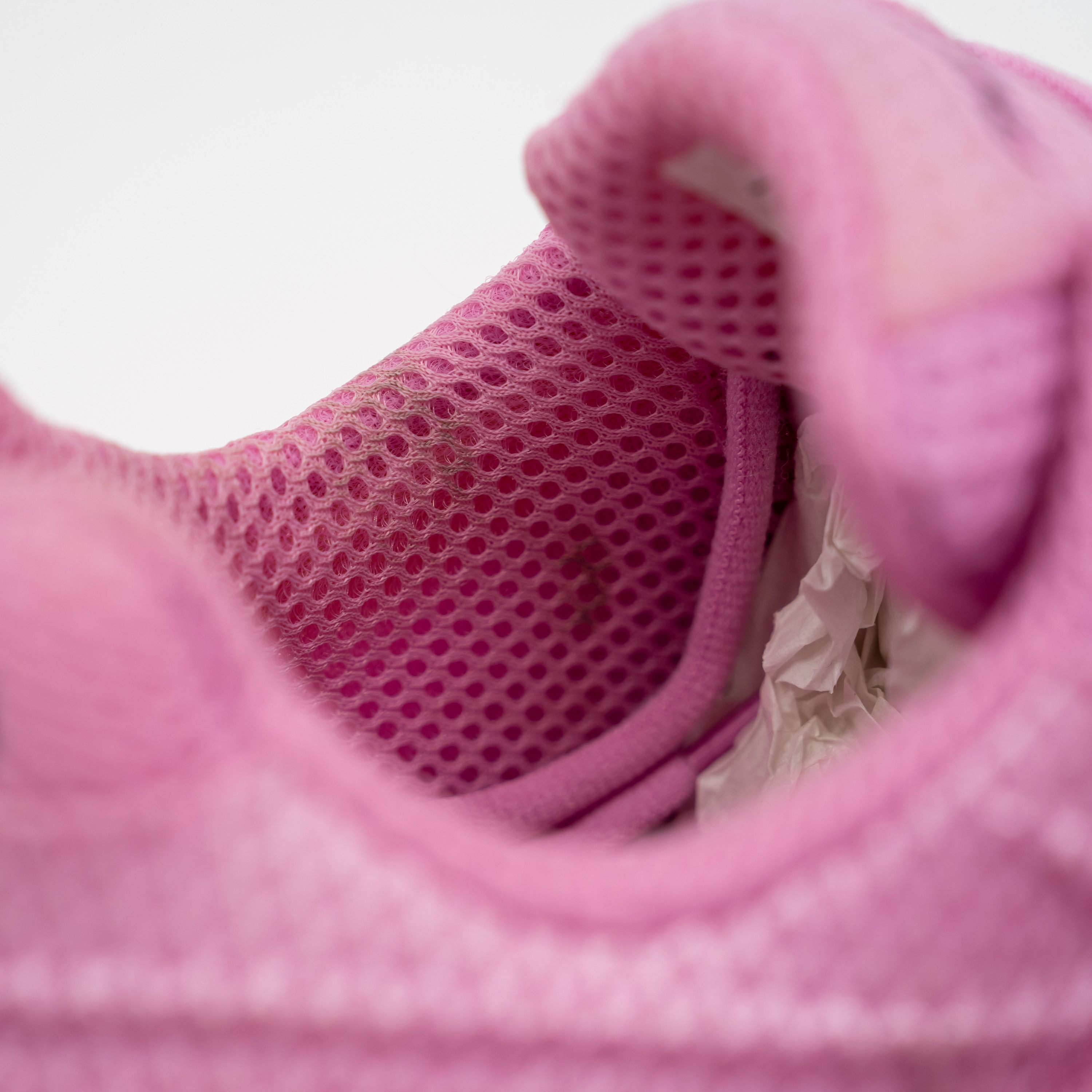 Balenciaga 38 EU / 8 US Balenciaga Phantom Sneakers Pink Mesh Size US 8 / IT 38 - 11 Thumbnail