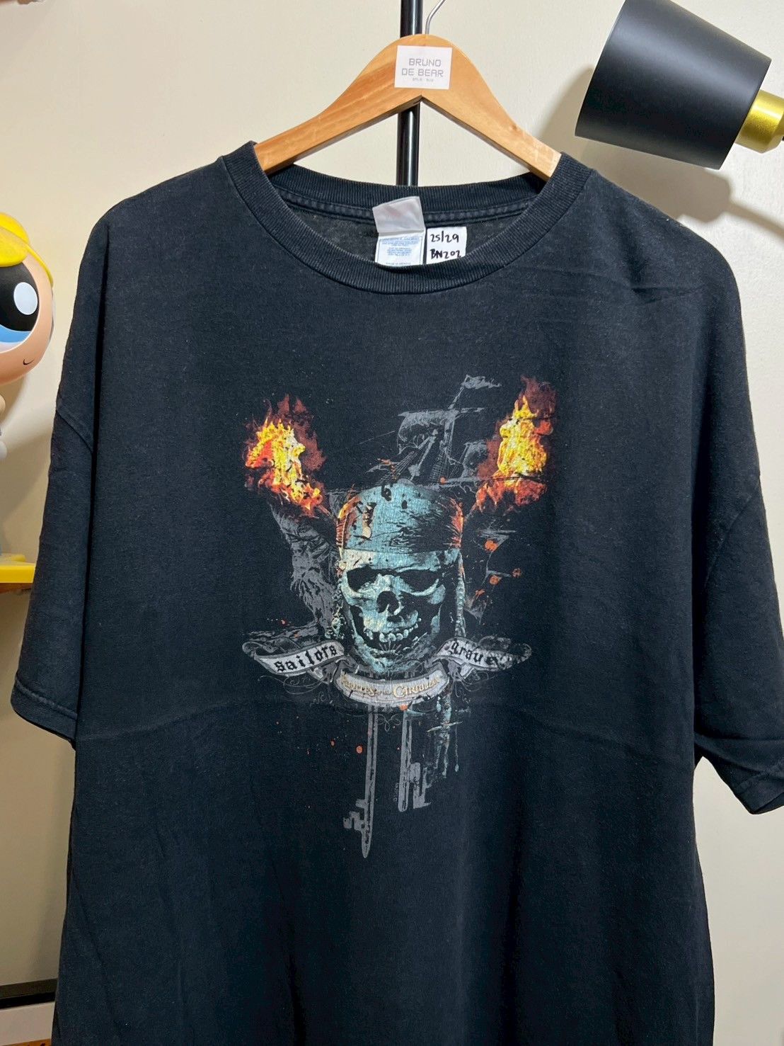 Vintage Vintage Pirates Of The Caribbean shirt movie bnz02 Size US XL / EU 56 / 4 - 2 Thumbnail