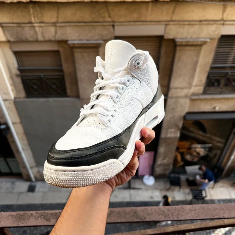 Fragment Design × Nike Air Jordan 3 Retro x Fragment "White/Black" Size US 8.5 / EU 41-42 - 3 Thumbnail