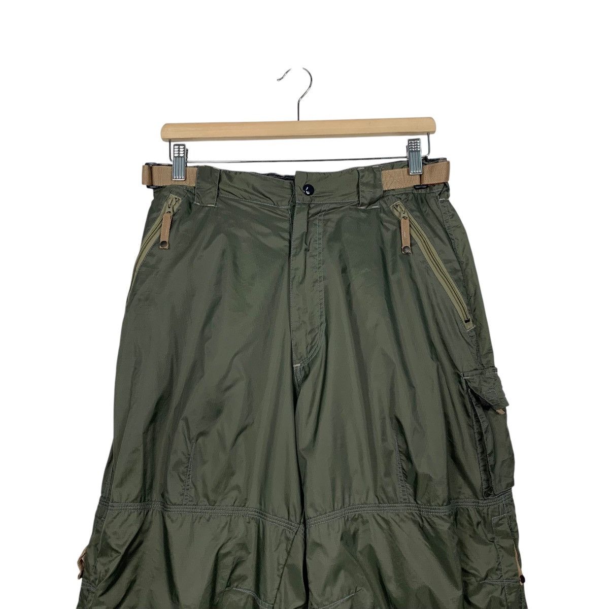 Japanese Brand PRACT STUDIO Utility Goods Green Nylon Pant #2543-C115 Size US 30 / EU 46 - 2 Thumbnail
