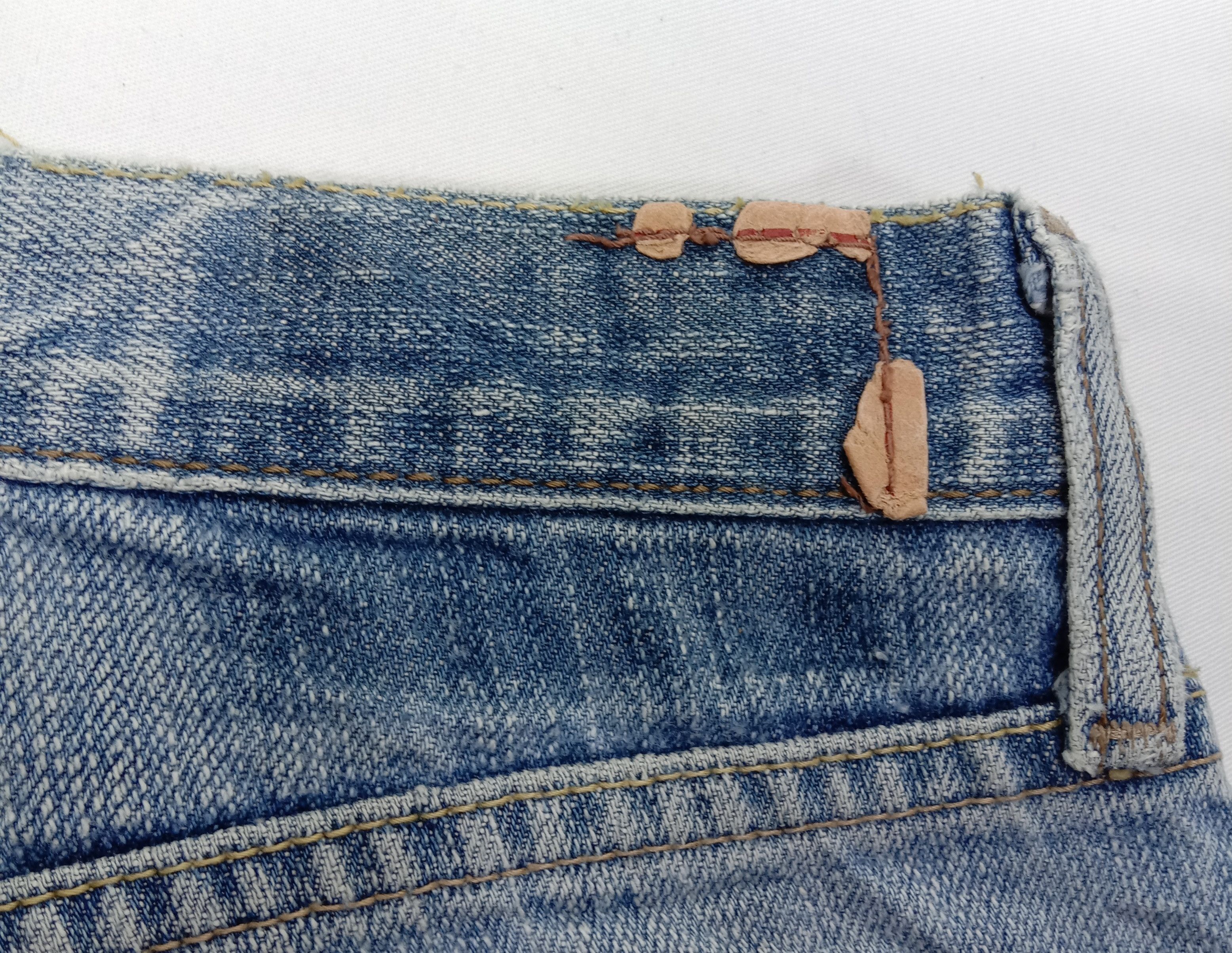 Levi's Vintage Levi's 514 Jeans Light Wash Slim Straight Denim Size US 34 / EU 50 - 15 Thumbnail