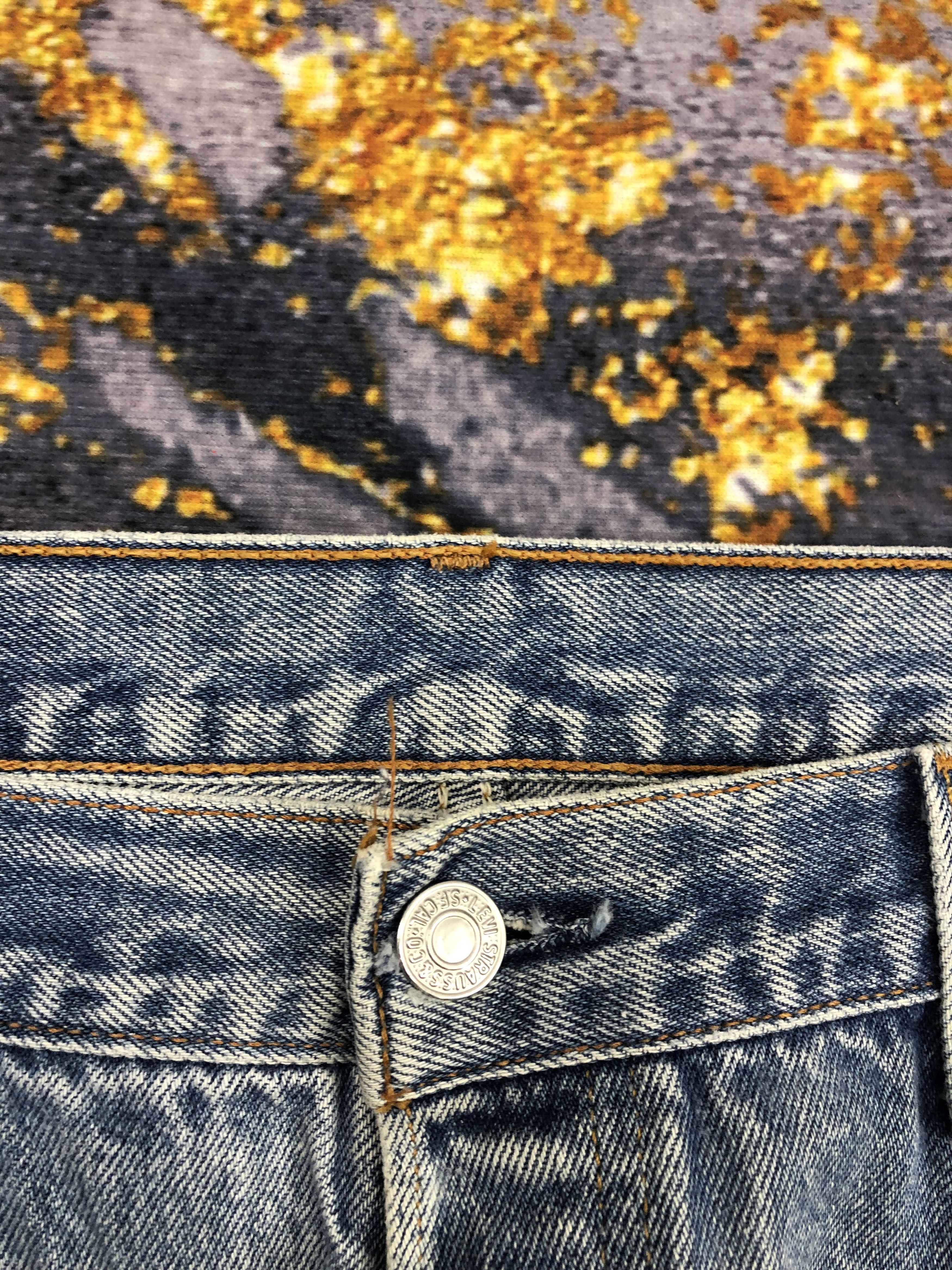 Levi's Vintage 90s Levis 501 Faded Blue Button Fly Jeans DPP0040 Size US 36 / EU 52 - 8 Thumbnail