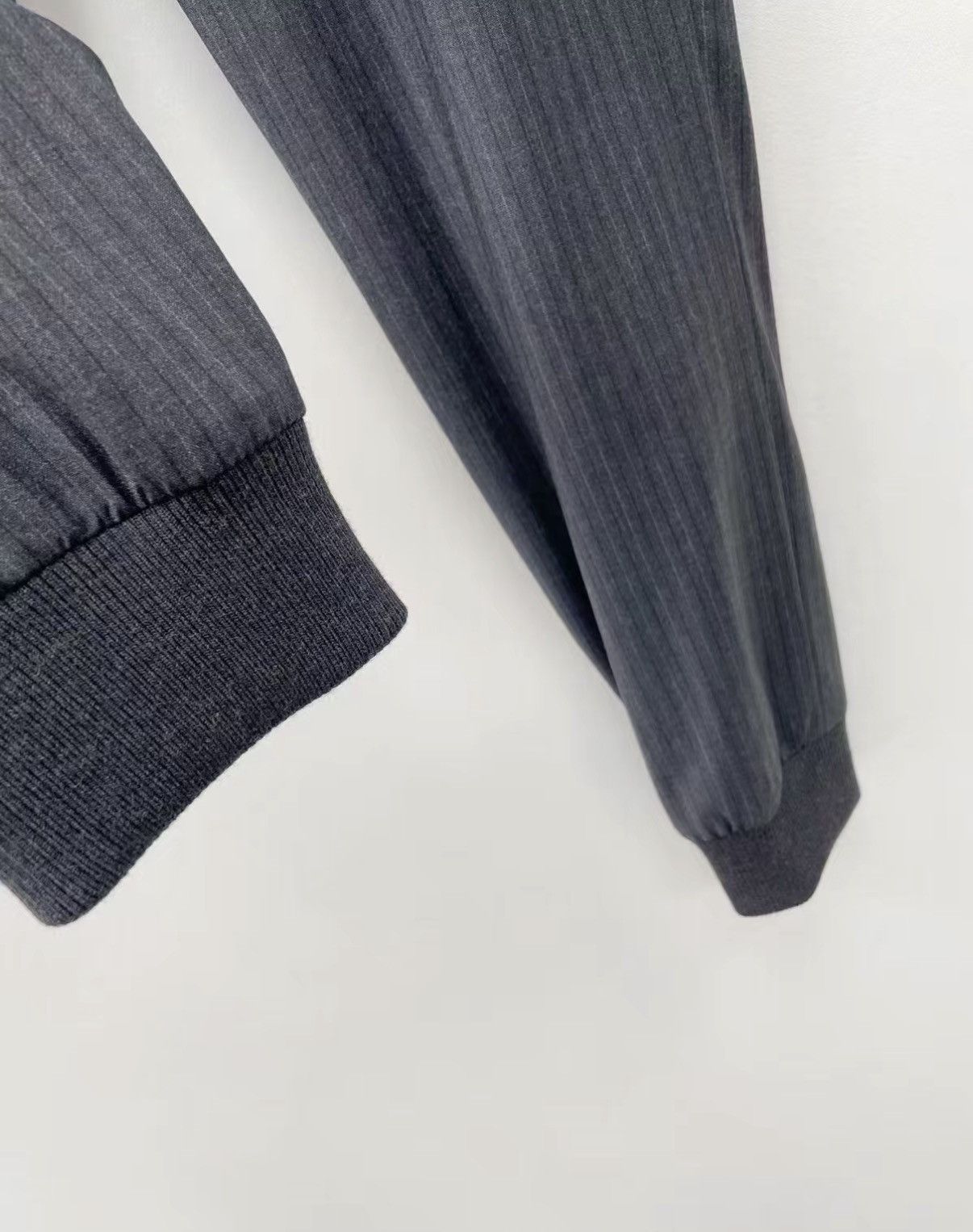 Neil Barrett Neil Barrett Wool Stretch Cropped Casual Pants J30 Size US 30 / EU 46 - 3 Thumbnail