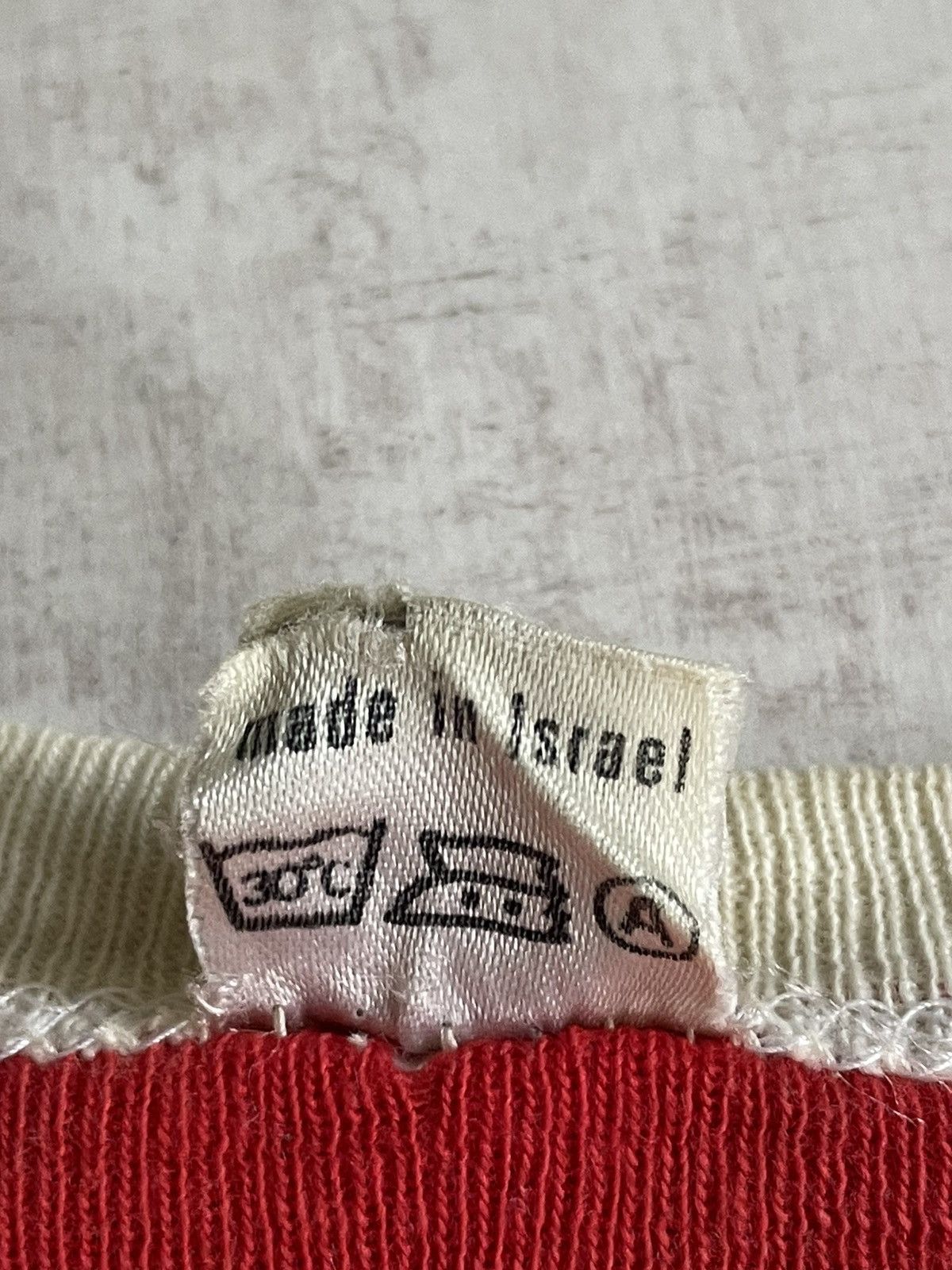 Adidas Vintage 80’s Adidas T-Shirt Red Made In Israel Size US XS / EU 42 / 0 - 7 Thumbnail