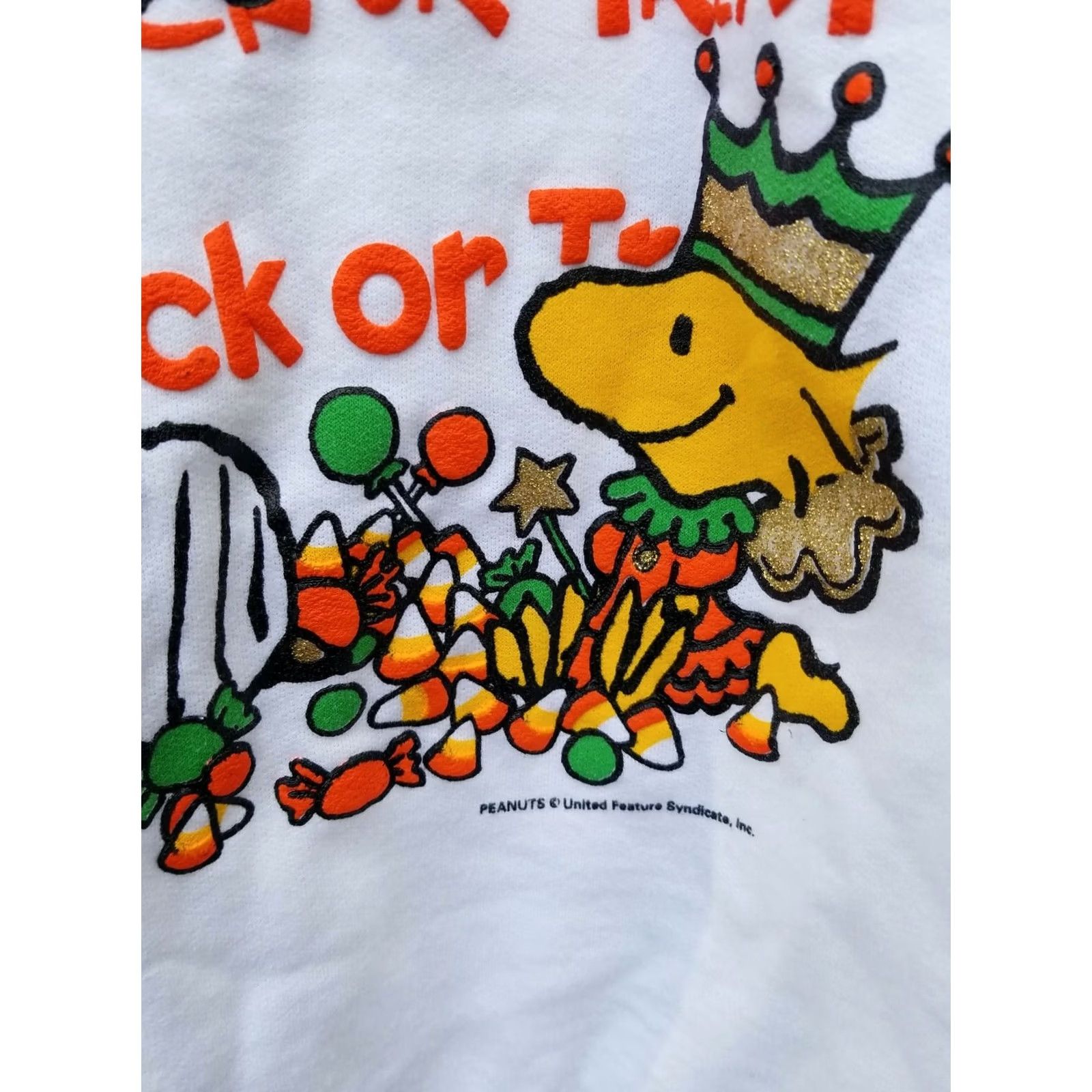 Peanuts VINTAGE Peanuts Halloween white Crewneck Sweatshirt Snoopy XL-2XL Sweatshirt Mens Pullover White, Puff Paint, 90s Size US XL / EU 56 / 4 - 4 Thumbnail