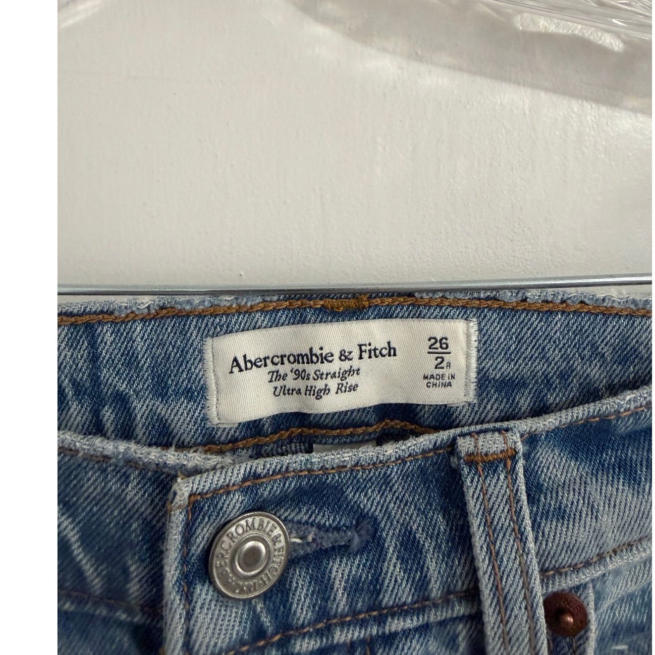Abercrombie & Fitch Abercrombie The 90s Straight Ultra High Rise Jeans Size 26/2 Size 26" / US 2 / IT 38 - 3 Thumbnail