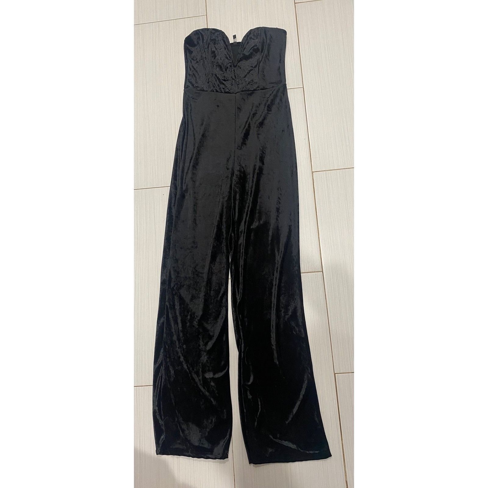 Other Beautiful Velvet Jumpsuit Strapless Romper Blanc Womens Sz 4 Size 27" / US 4 / IT 40 - 2 Thumbnail