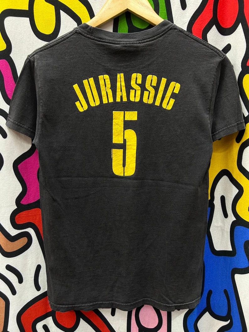 Band Tees Vintage 2002 Jurassic 5 tshirt size S Size US S / EU 44-46 / 1 - 3 Thumbnail