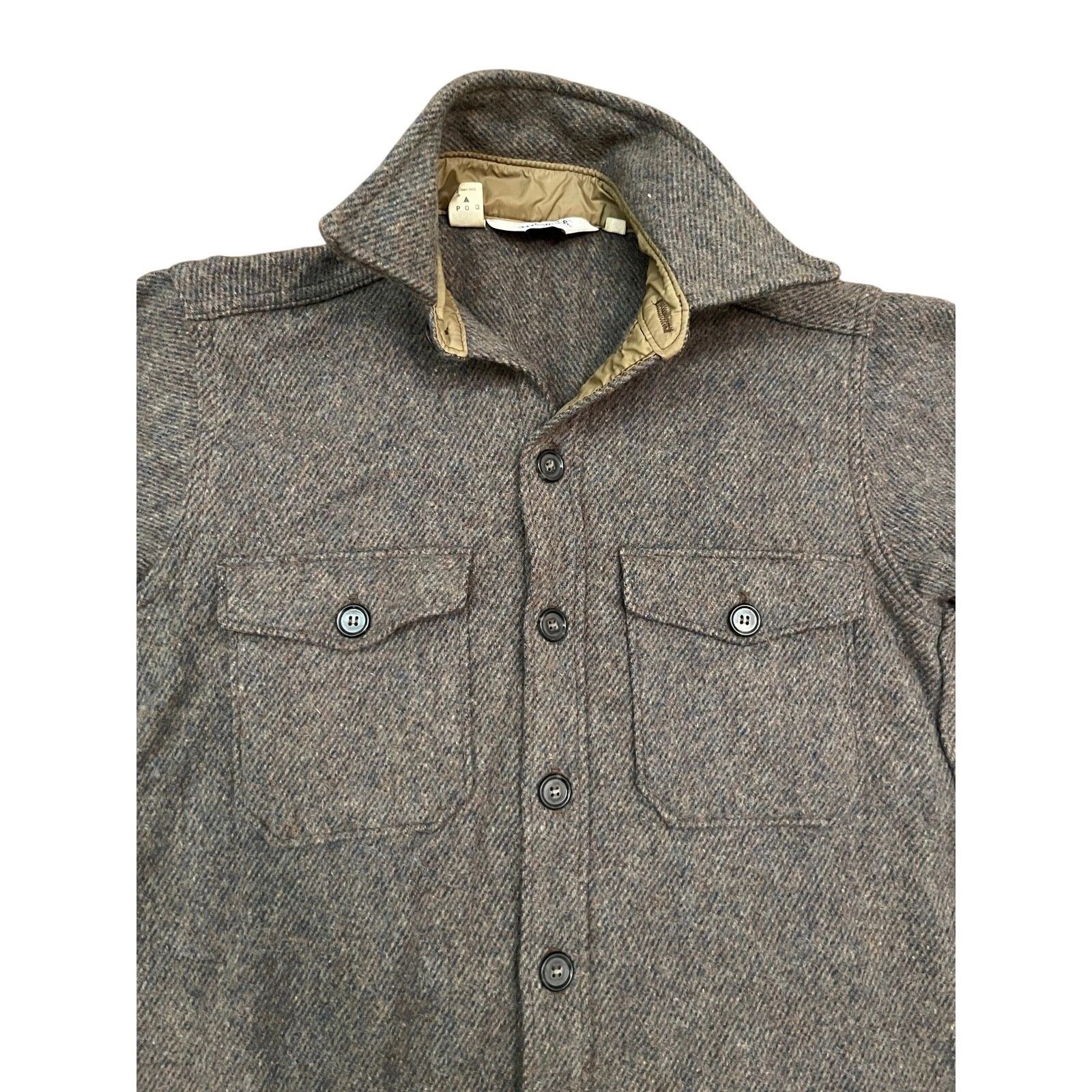 Woolrich Woolen Mills Woolrich Woolen Mills Gray Brown Herringbone Shirt M Size US M / EU 48-50 / 2 - 1 Thumbnail