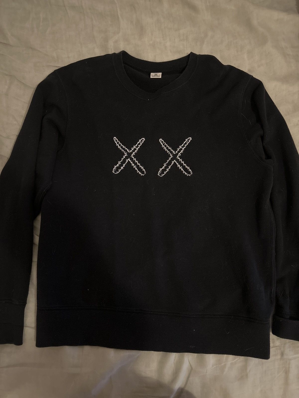 Kaws × Uniqlo Kaws x Uniqlo x Sesame Street Crewneck Size US M / EU 48-50 / 2 - 1 Thumbnail