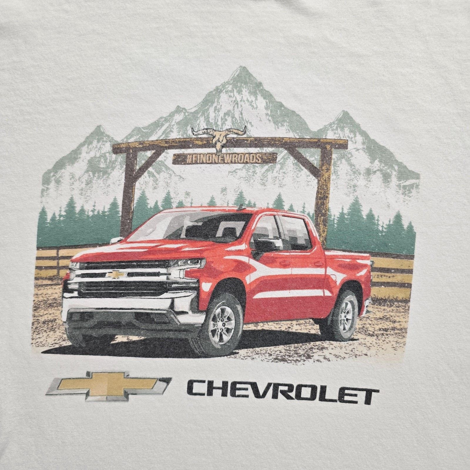 Delta Chevrolet Shirt Mens XL White Graphic Truck Promo Car Tee Size US XL / EU 56 / 4 - 2 Thumbnail