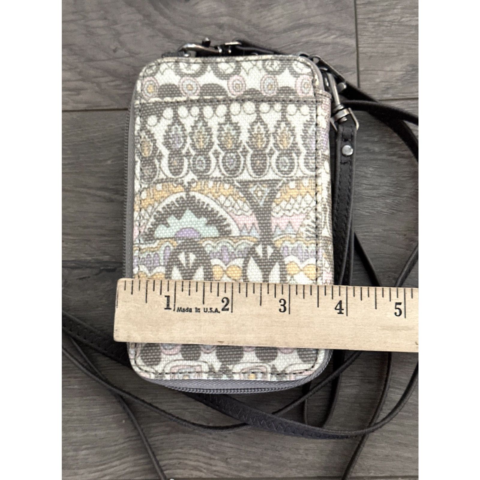 Vintage VINTAGE Sakroots Smartphone Wristlet Crossbody Wallet Women Gray Pastel Heart Bird Bohemian 2010s Womens Size ONE SIZE - 3 Thumbnail