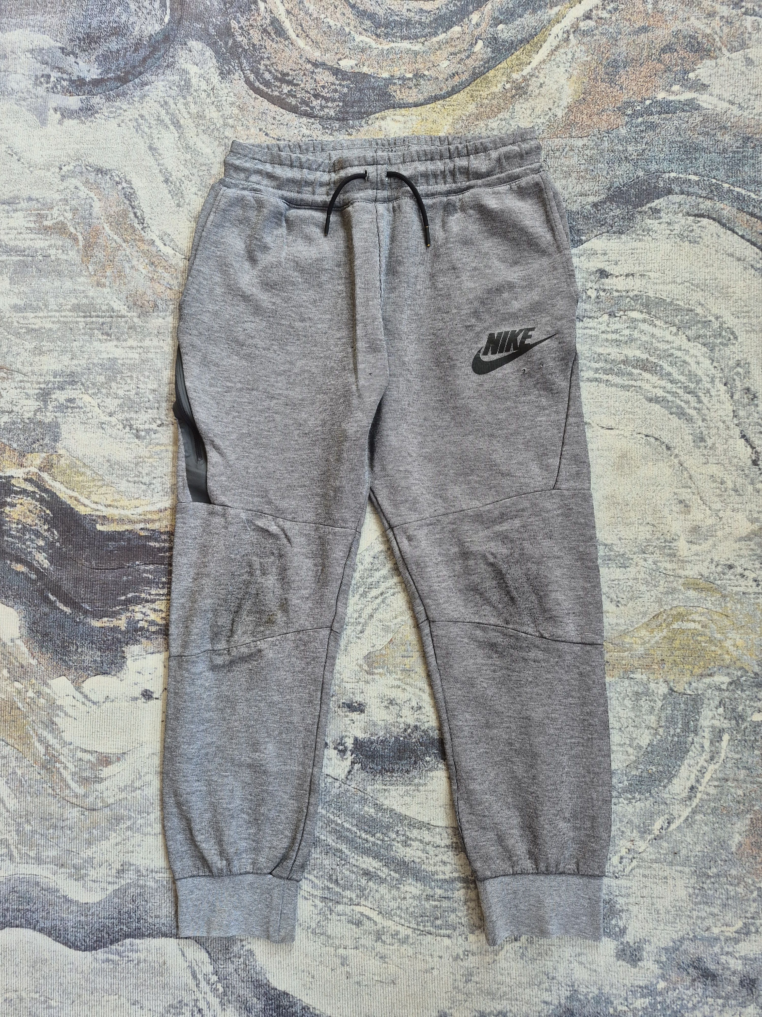 Nike 🔥 Nike Track Pants Youth Size Size US 26 / EU 42 - 1 Thumbnail