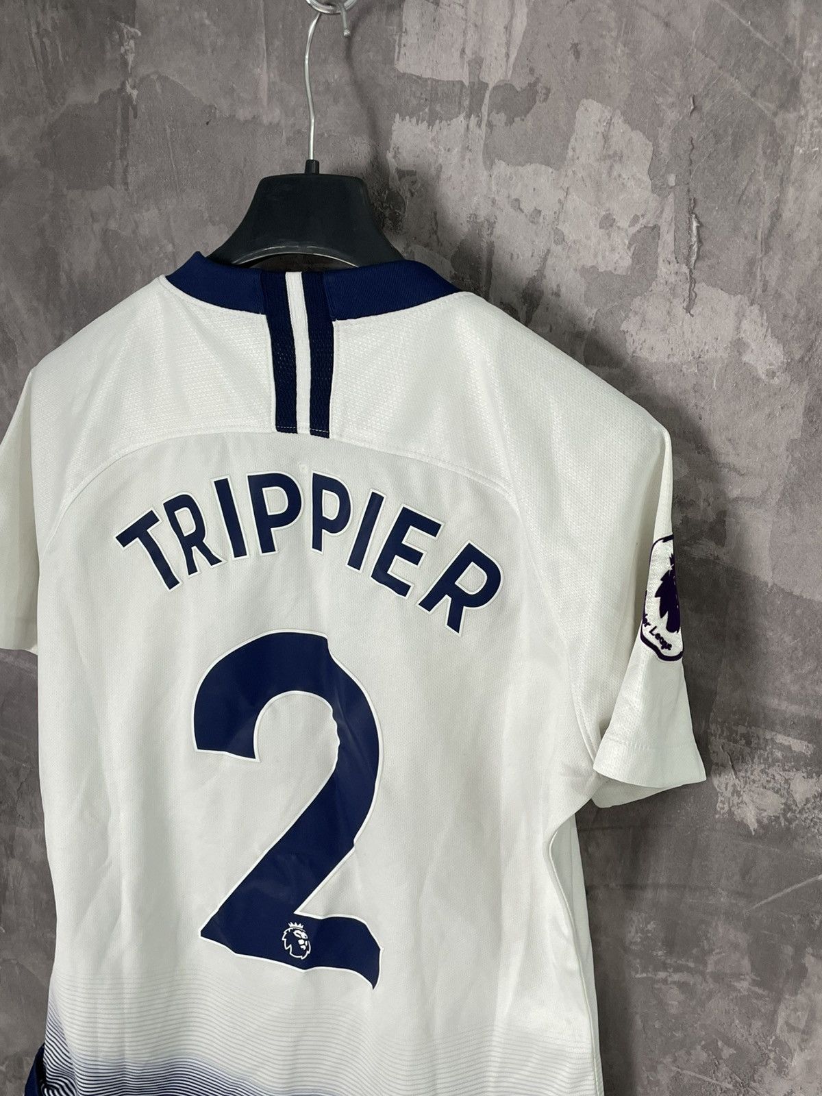 Nike × Vintage Nike Tottenham Hotspur Trippier Jersey Home Kit Size US M / EU 48-50 / 2 - 11 Thumbnail