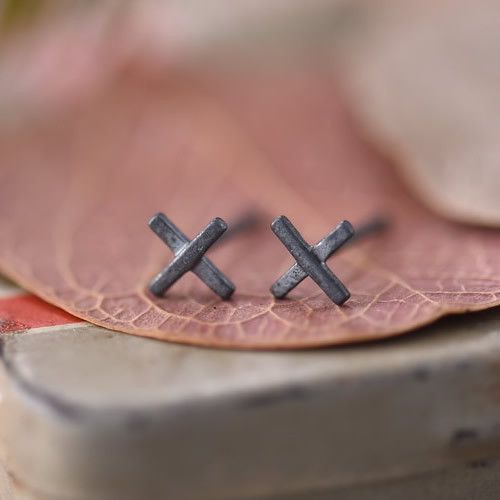 Jewelry Cross Retro Earrings One Pairs Chrome Jewelry Size ONE SIZE - 1 Thumbnail