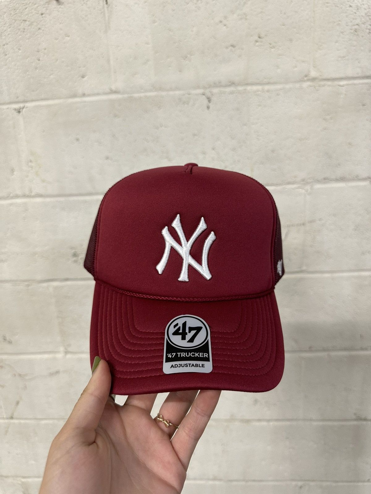 New York Yankees × Urban Outfitters × Vintage Urban outfitters Yankees trucker hat Size ONE SIZE - 1 Thumbnail