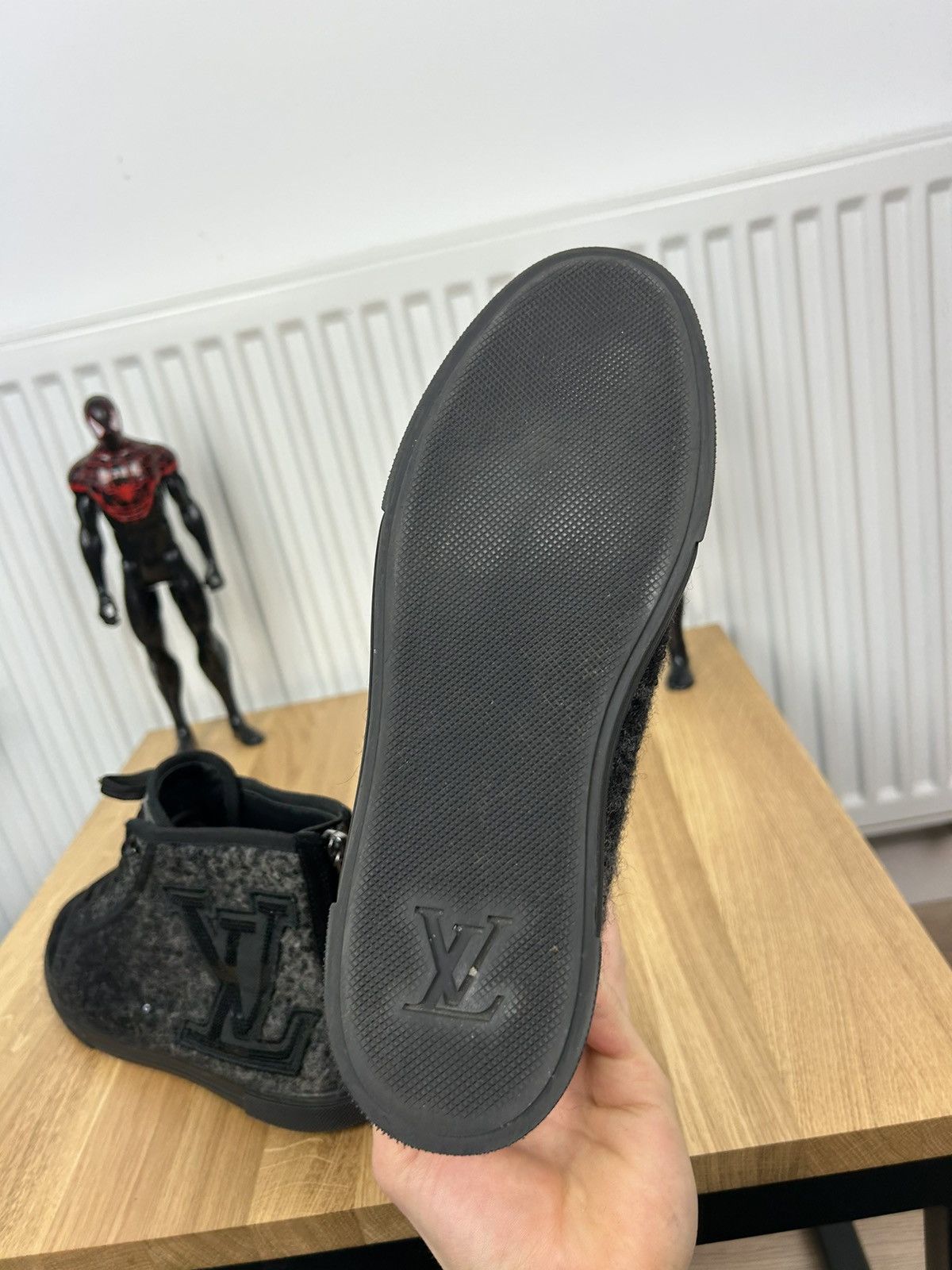Louis Vuitton Louis Vuitton Luxury Hype Sneakers Size US 7 / IT 37 - 11 Thumbnail