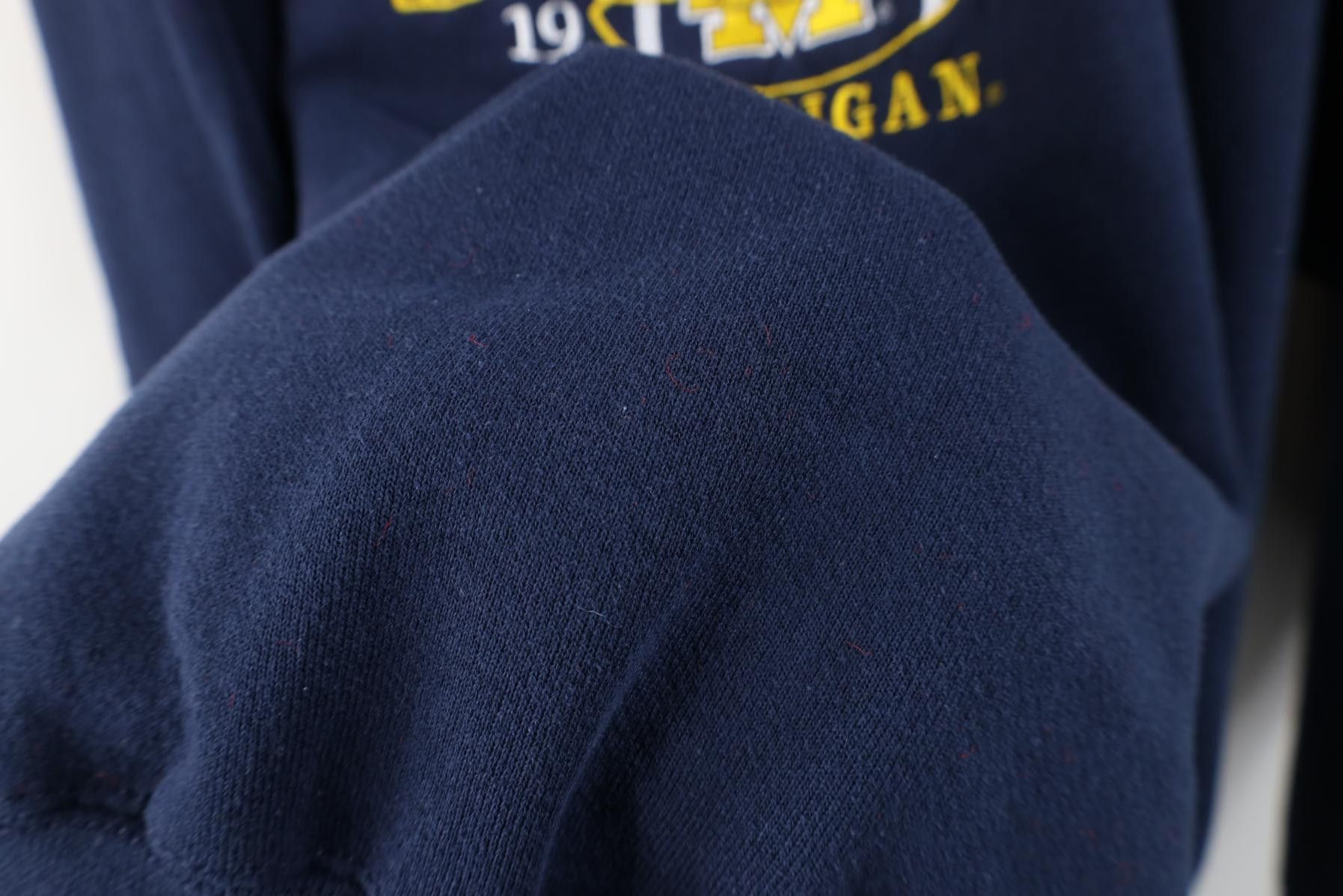 Vintage Vintage 90s 1997 National University of Michigan Sweatshirt Size US XL / EU 56 / 4 - 11 Thumbnail