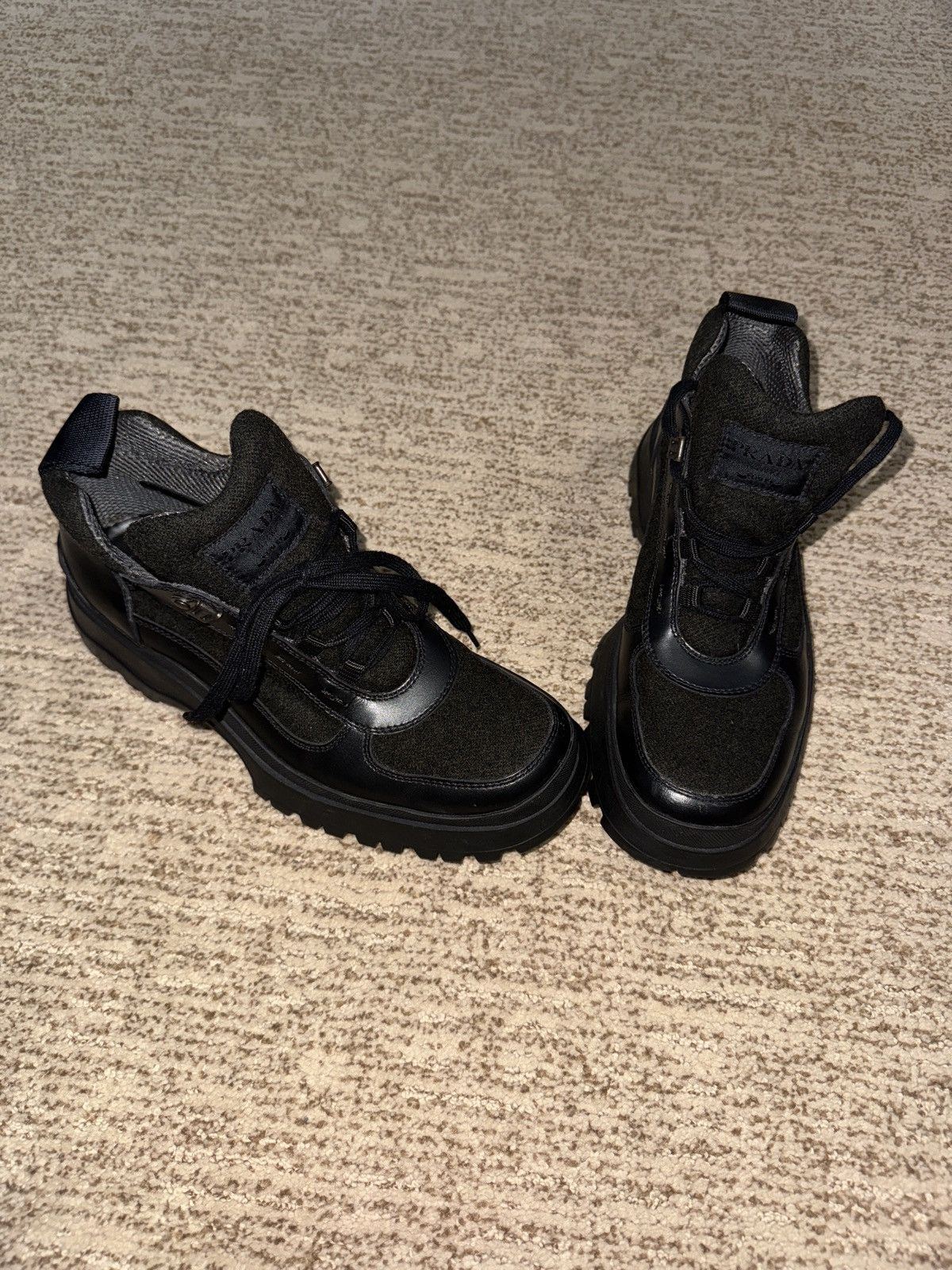 Prada VTG Prada Chunky Boots Mens 7 Black Leather Lace-Up Vibram Size US 7 / EU 40 - 3 Thumbnail