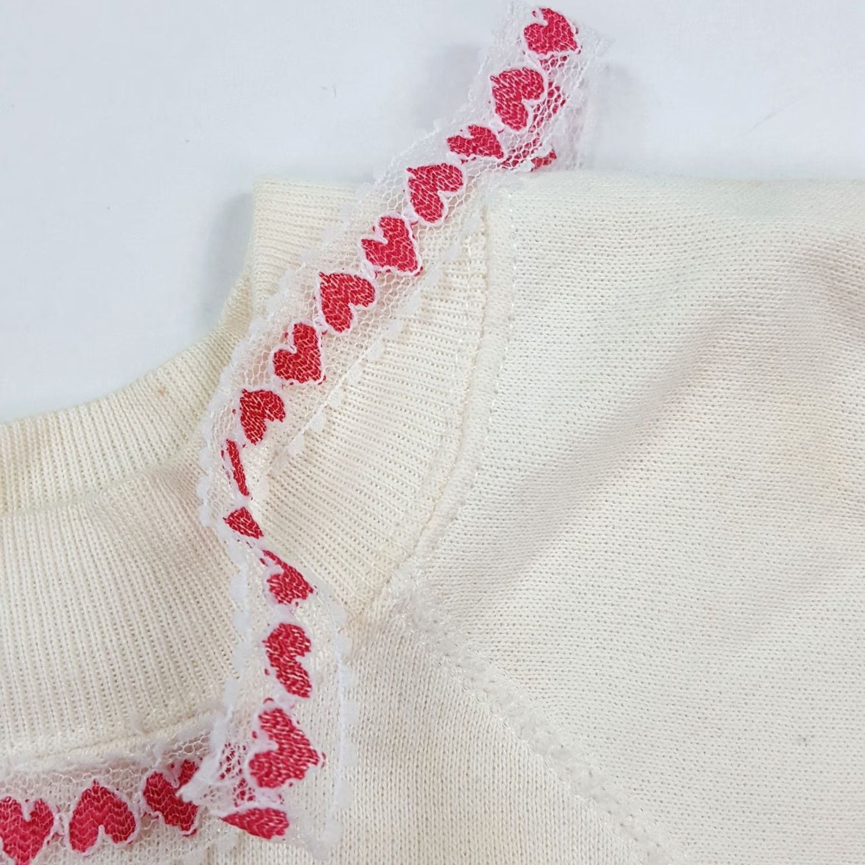 Vintage Vintage 80s Heart Raglan White Pullover Crewneck Sweatshirt M Womens Size M / US 6-8 / IT 42-44 - 4 Thumbnail