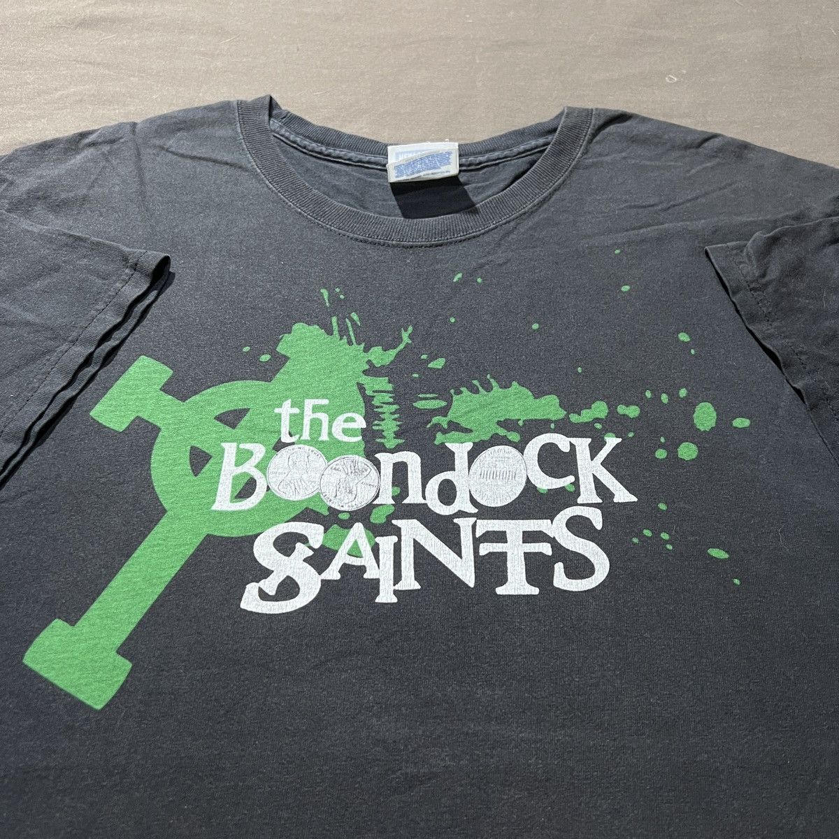 Vintage Vtg. Y2K The Boondock saints action thriller movie Tee Faded Size US L / EU 52-54 / 3 - 1 Thumbnail