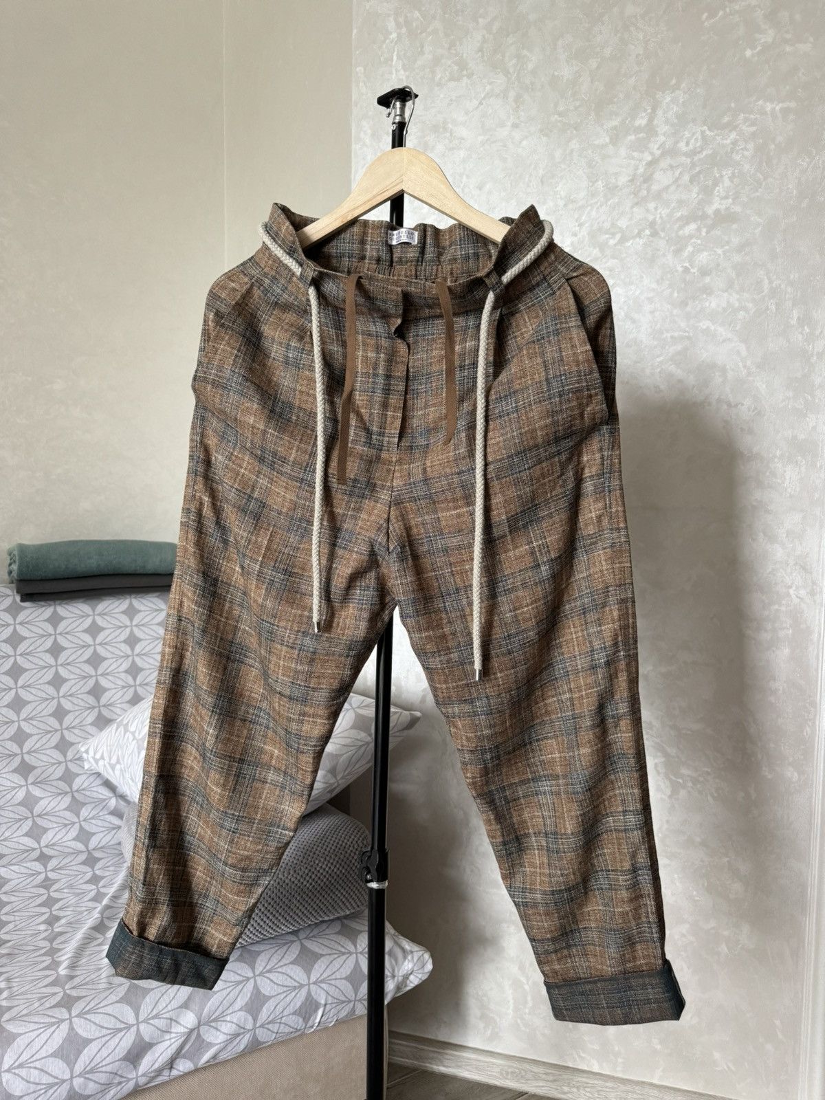 Brunello Cucinelli Linen + Silk Pants