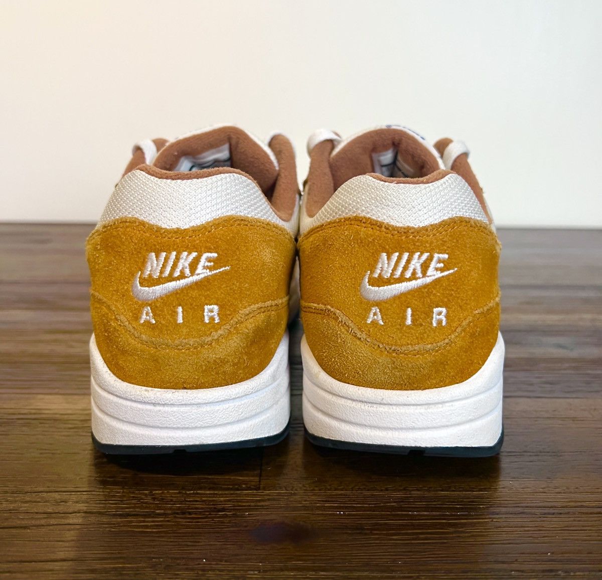 Nike Nike Air Max 1 Premium Retro - Curry - Size 11 RARE GRAIL Size US 11 / EU 44 - 4 Thumbnail