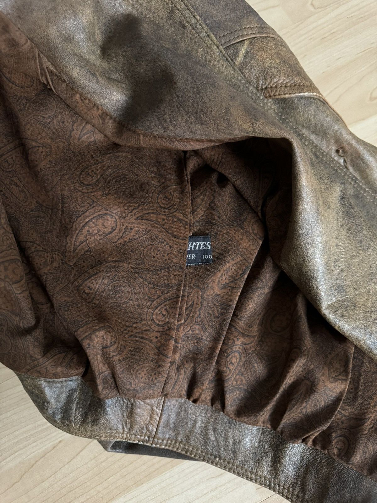 Genuine Leather Vintage Leather Bomber Jacket from 80’S Size US L / EU 52-54 / 3 - 12 Thumbnail