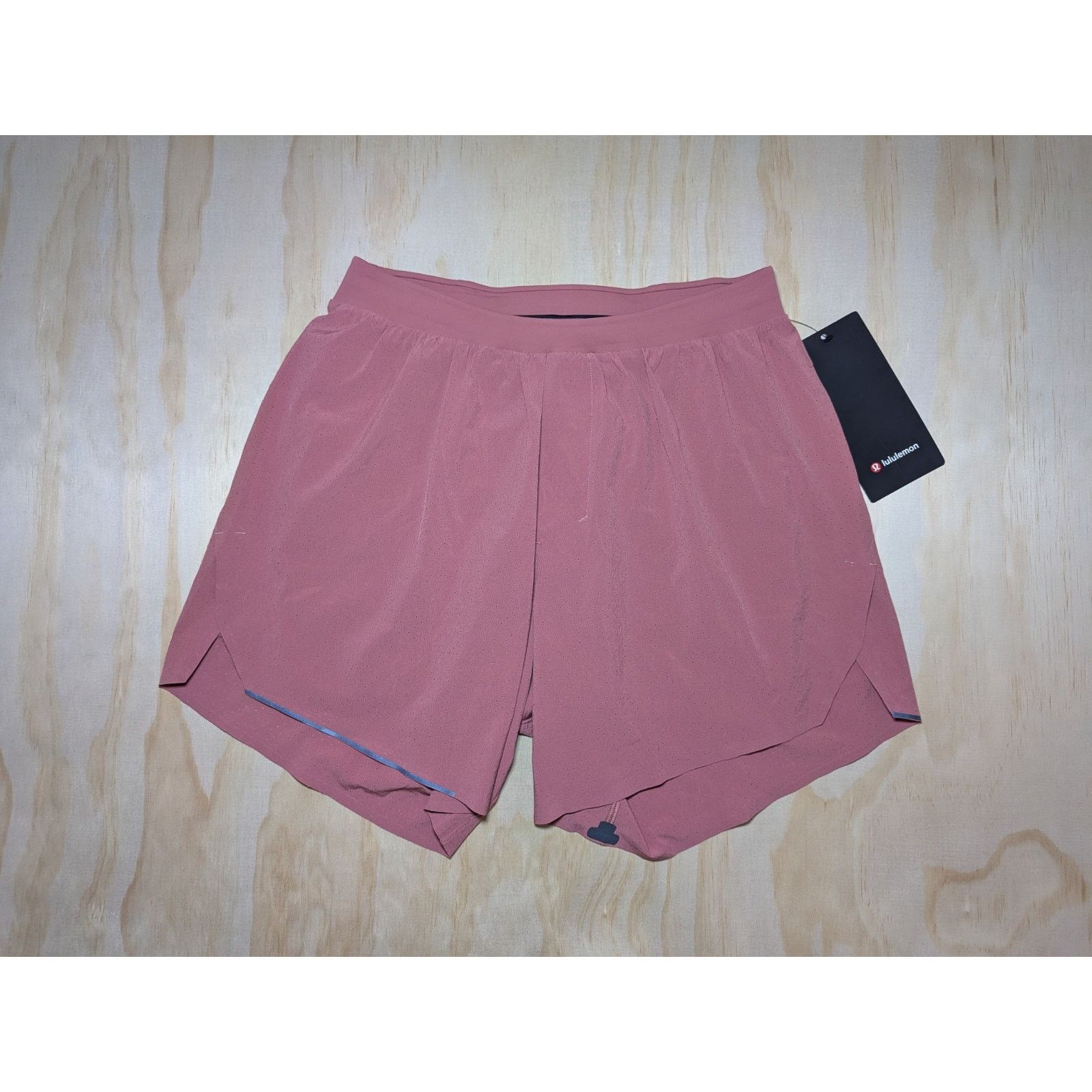 Lululemon Lululemon Men's Small Fast Free Short 6” Lined Mesh Fabric Size US 30 / EU 46 - 1 Thumbnail