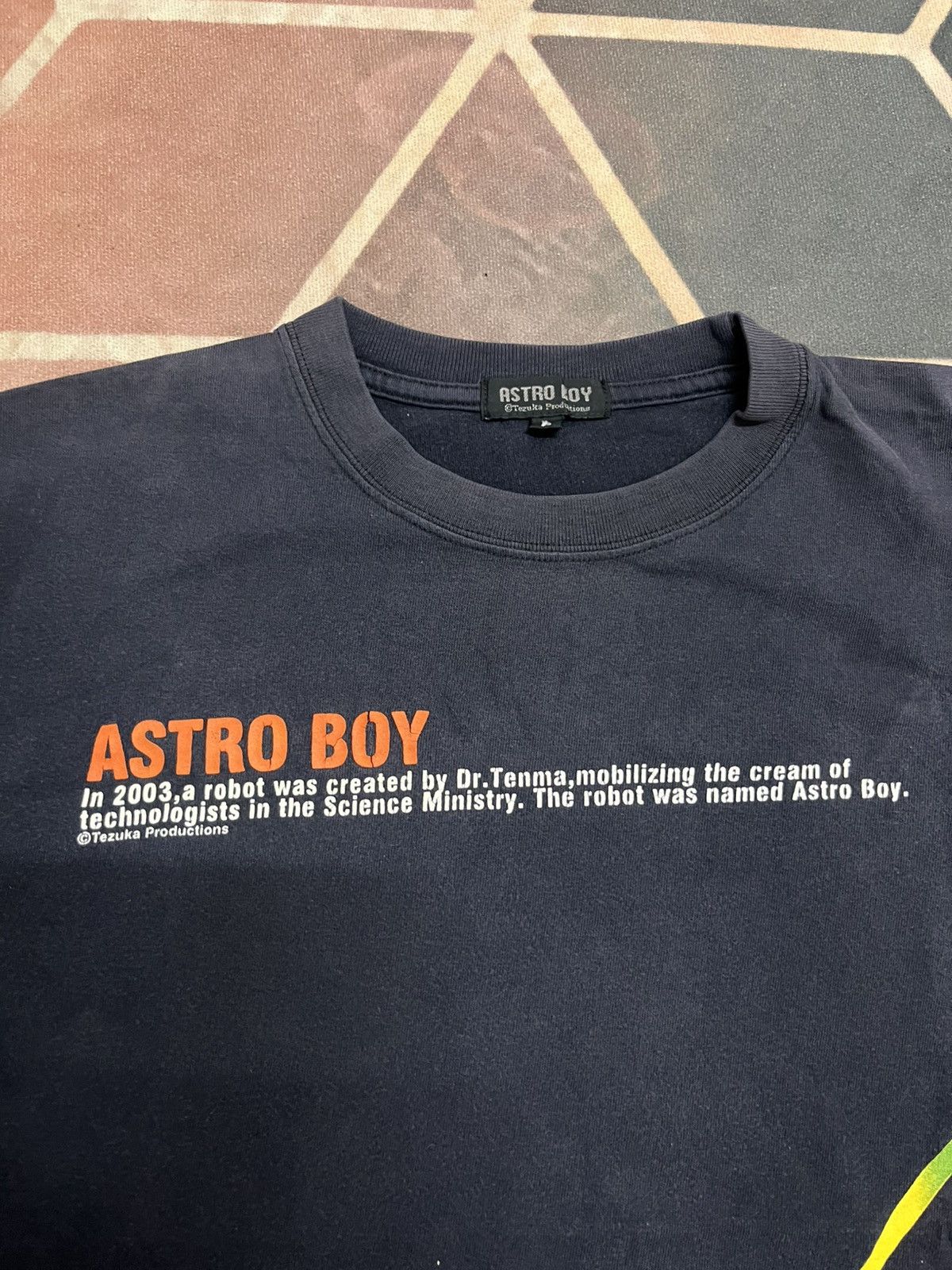 Anime sunfaded astro boy tezuka production anime t shirts vintage Size US L / EU 52-54 / 3 - 7 Thumbnail