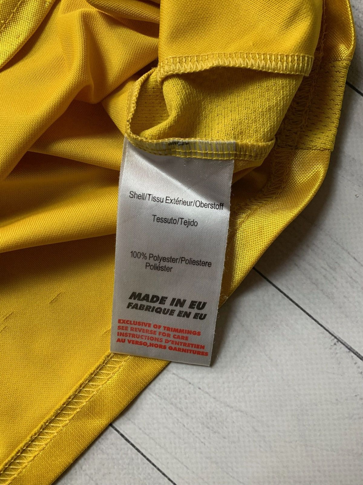 Puma × Vintage Vintage puma A.E.K. Soccer jersey size M yellow Size US M / EU 48-50 / 2 - 7 Thumbnail