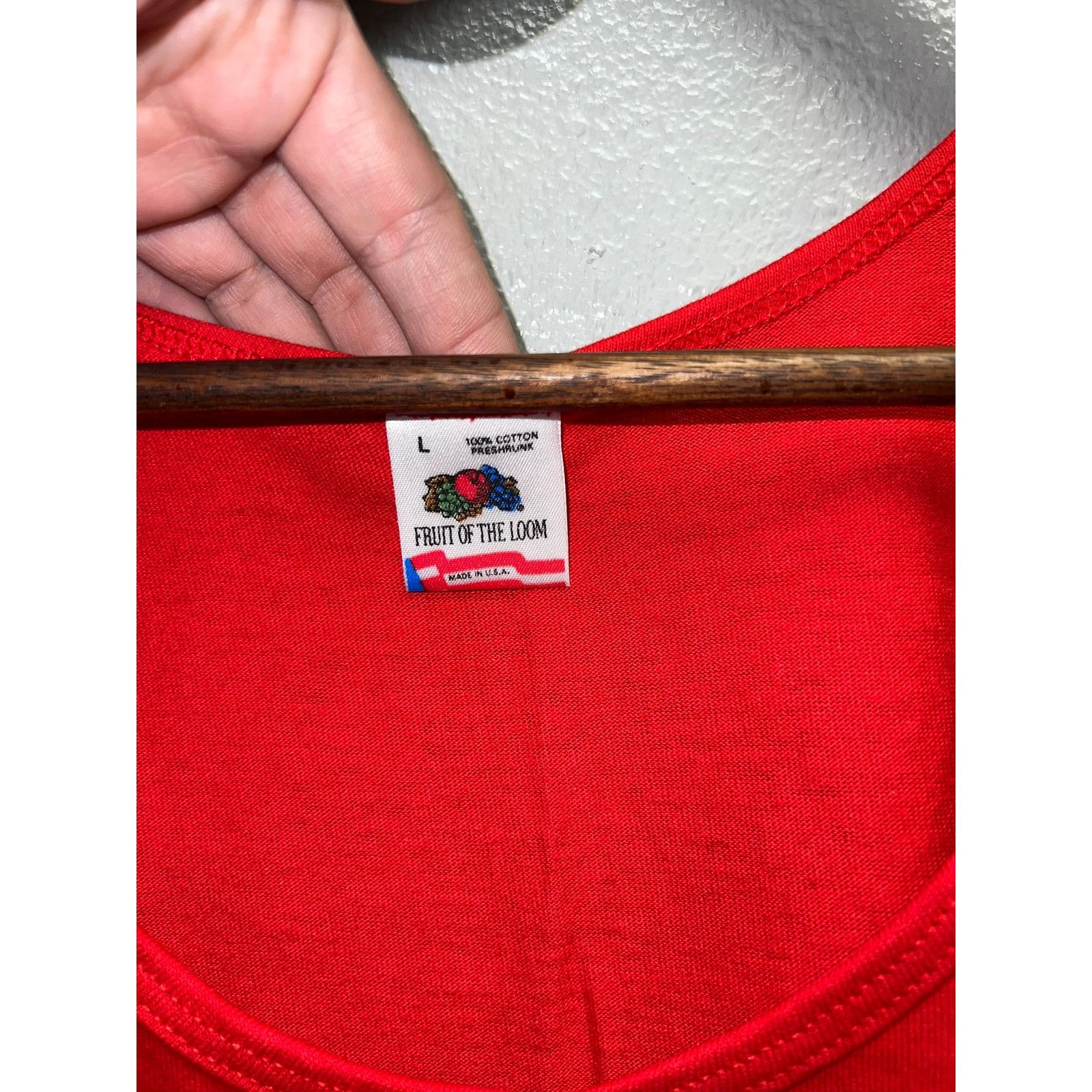 Fruit Of The Loom Vintage Red Surf Move Shirt Action Thriller Tank Tee Rare L Size US L / EU 52-54 / 3 - 6 Thumbnail