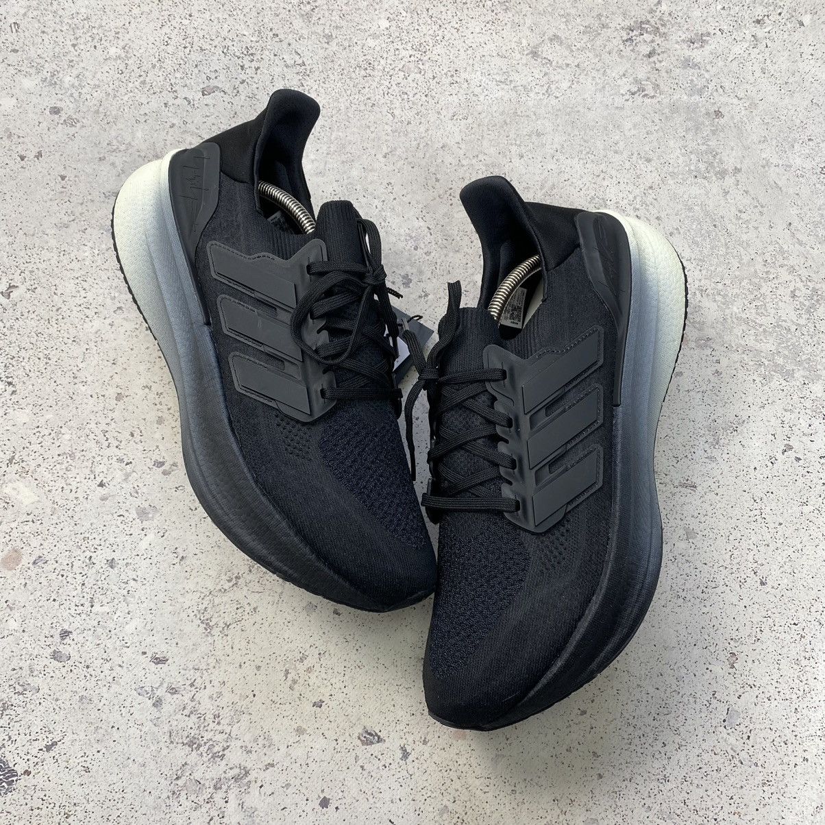 Y-3 Adidas Y-3 Ultraboost 5 Black Orbit Grey JR6647 Size US 11 / EU 44 - 3 Thumbnail