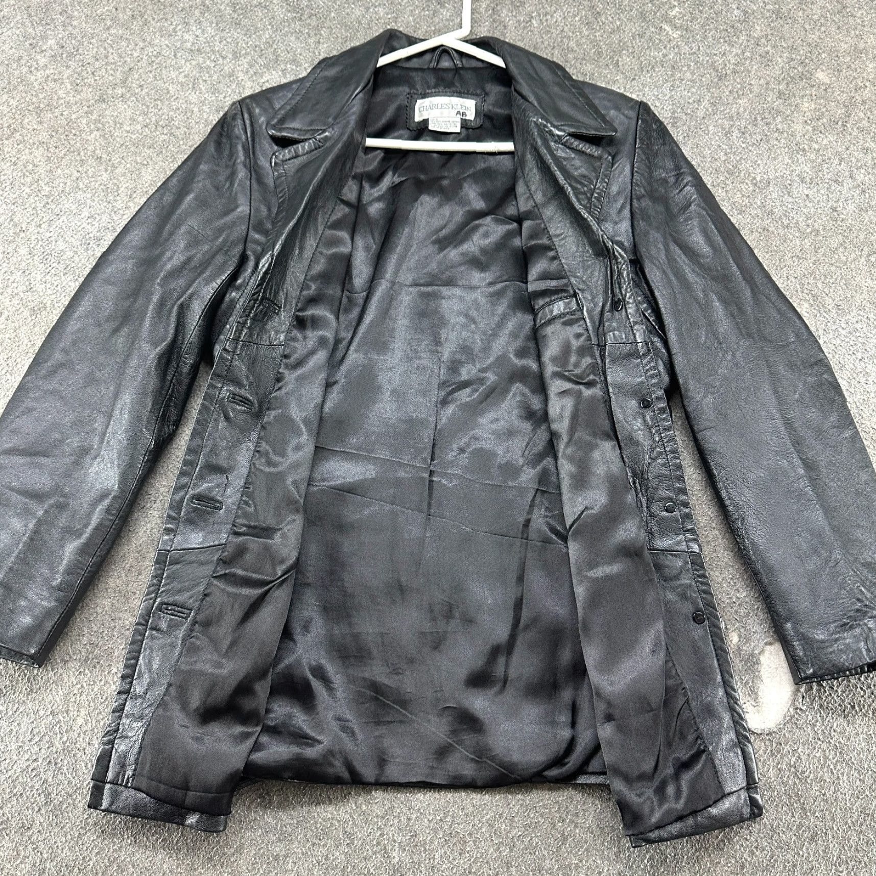 Vintage VINTAGE Charles Klein Coat Womens S Black Genuine Leather Button Up Overcoat Pea Coat Lined Pockets 80s 90s Winter Fall Spring Regular Mens? Size S / US 4 / IT 40 - 3 Thumbnail