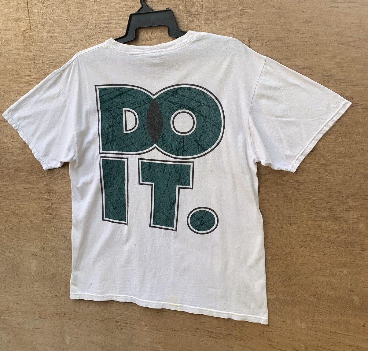 Nike × Vintage Distressed Dirty Vintage Nike JUST DO IT Big Spell T Shirt Size US M / EU 48-50 / 2 - 8 Thumbnail