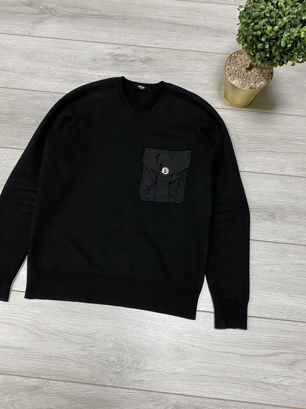 Versus Versace Versace 🐯 vintage wool sweater nylon tiger pocket Size US M / EU 48-50 / 2 - 2 Thumbnail