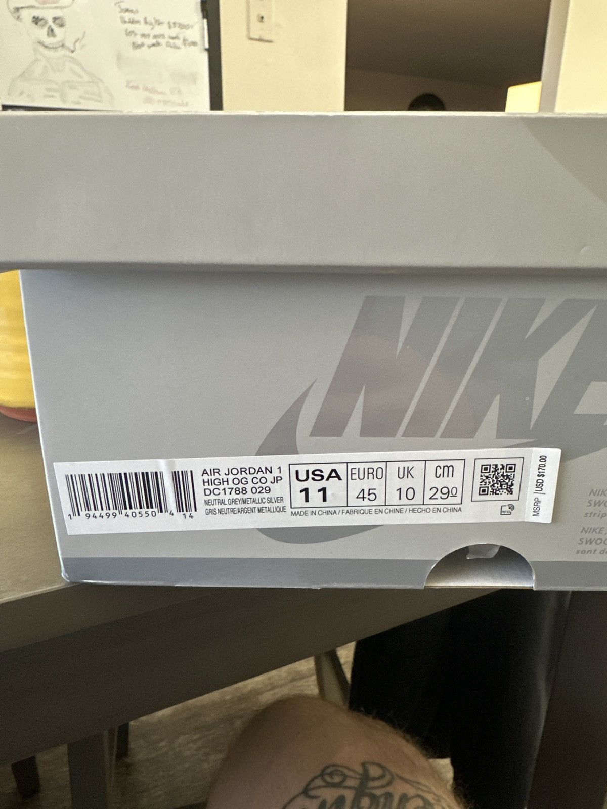 Jordan Brand Air Jordan 1 High OG CO JP Size US 11 / EU 44 - 5 Thumbnail