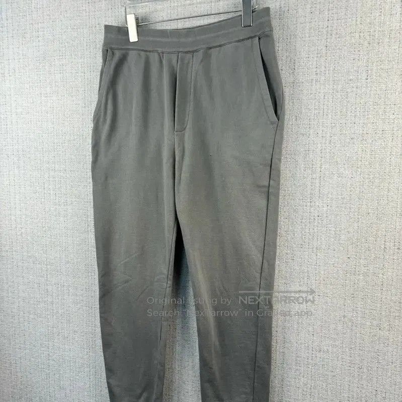 Prada Prada Gray Cotton Logo Sweatpants for Men. Size US 34 / EU 50 - 2 Thumbnail