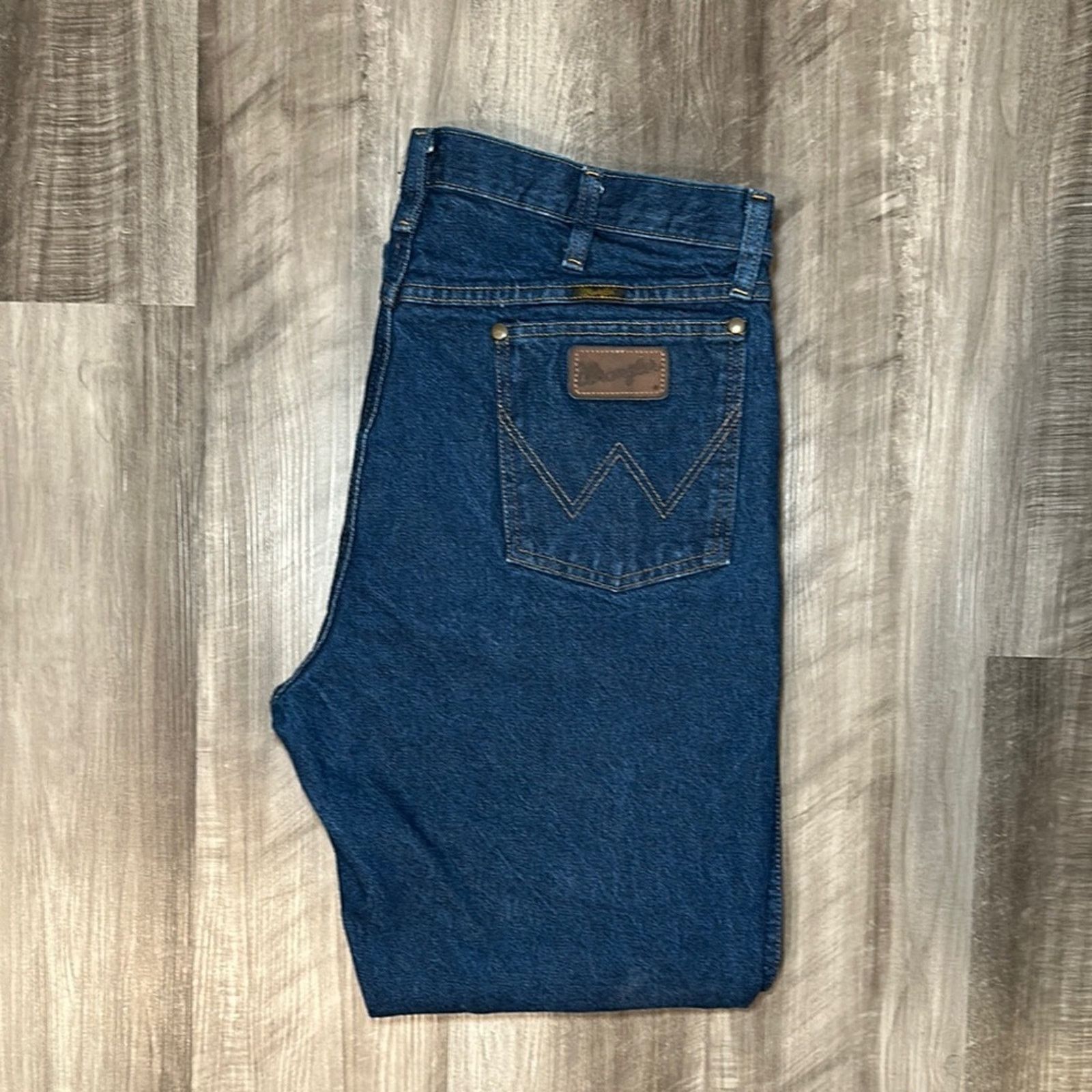 Wrangler Wrangler Cowboy Cut Regular Fit Jeans - 38x30 Size US 38 / EU 54 - 1 Thumbnail