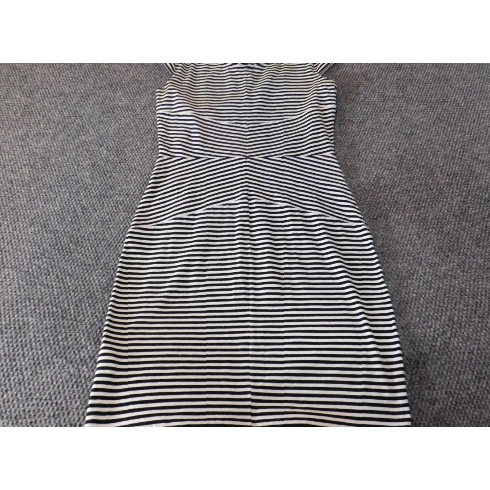 Cremieux **Cremieux Black Stretch A-Line Sleeveless Dress Medium** User: Cremieux Black Stretch A-Line Sleeveless Dress Medium Size M / US 6-8 / IT 42-44 - 6 Thumbnail