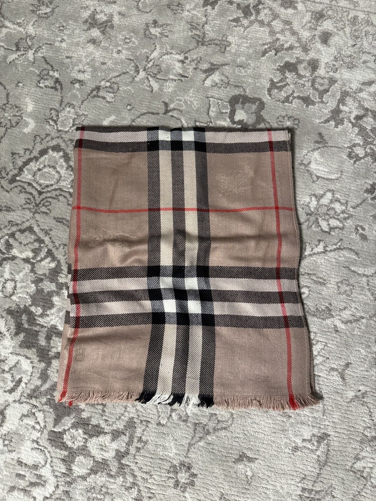 Burberry Burberry Scarf Size ONE SIZE - 1 Thumbnail