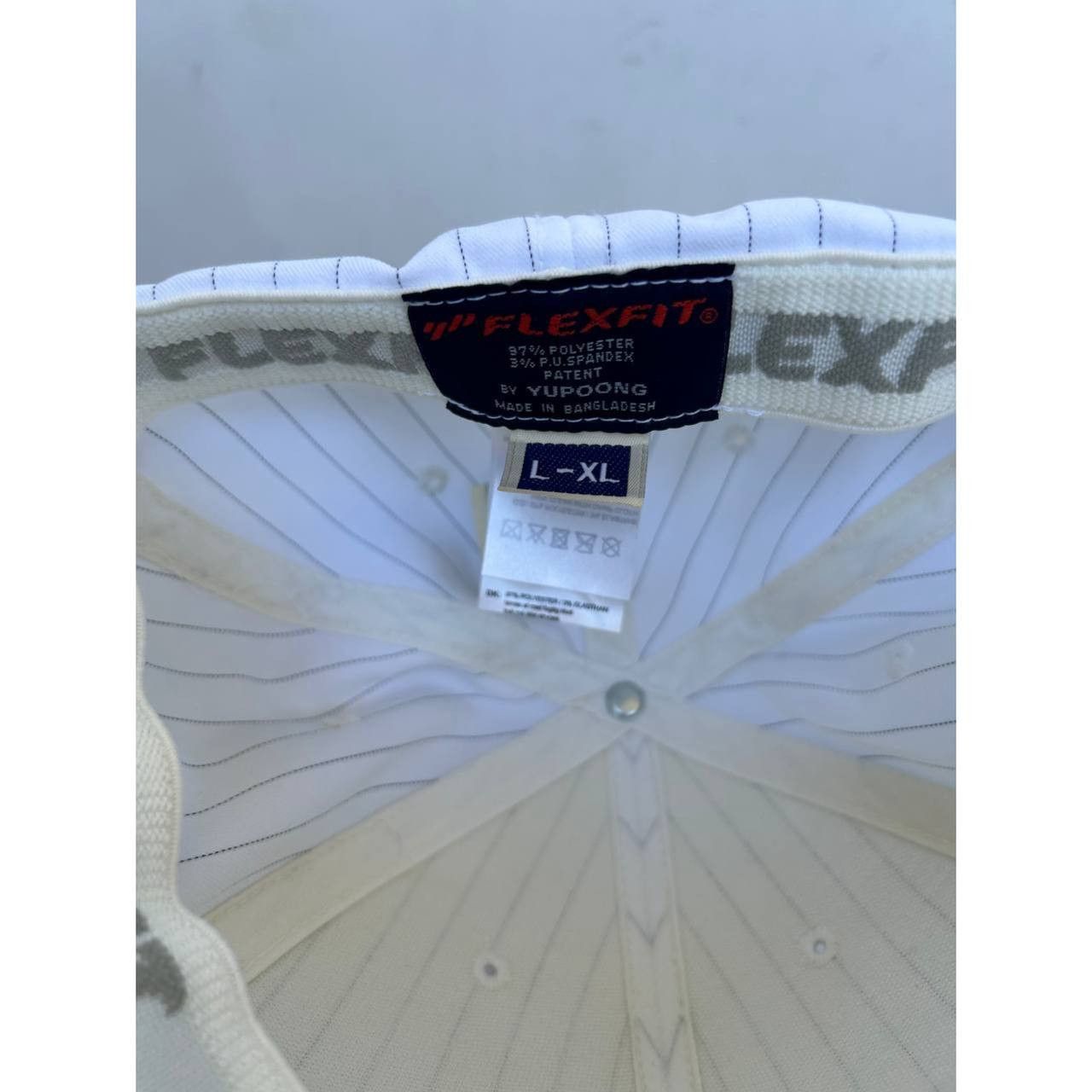 Yupong Yupong flexfit Snapback #1301 Size ONE SIZE - 2 Thumbnail