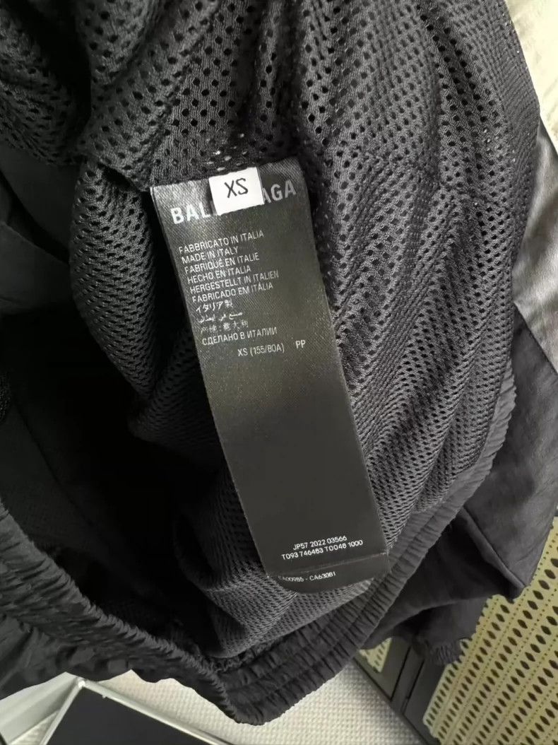 Balenciaga Balenciaga 3 B letter black, white and grey sports assault Size US XS / EU 42 / 0 - 5 Thumbnail
