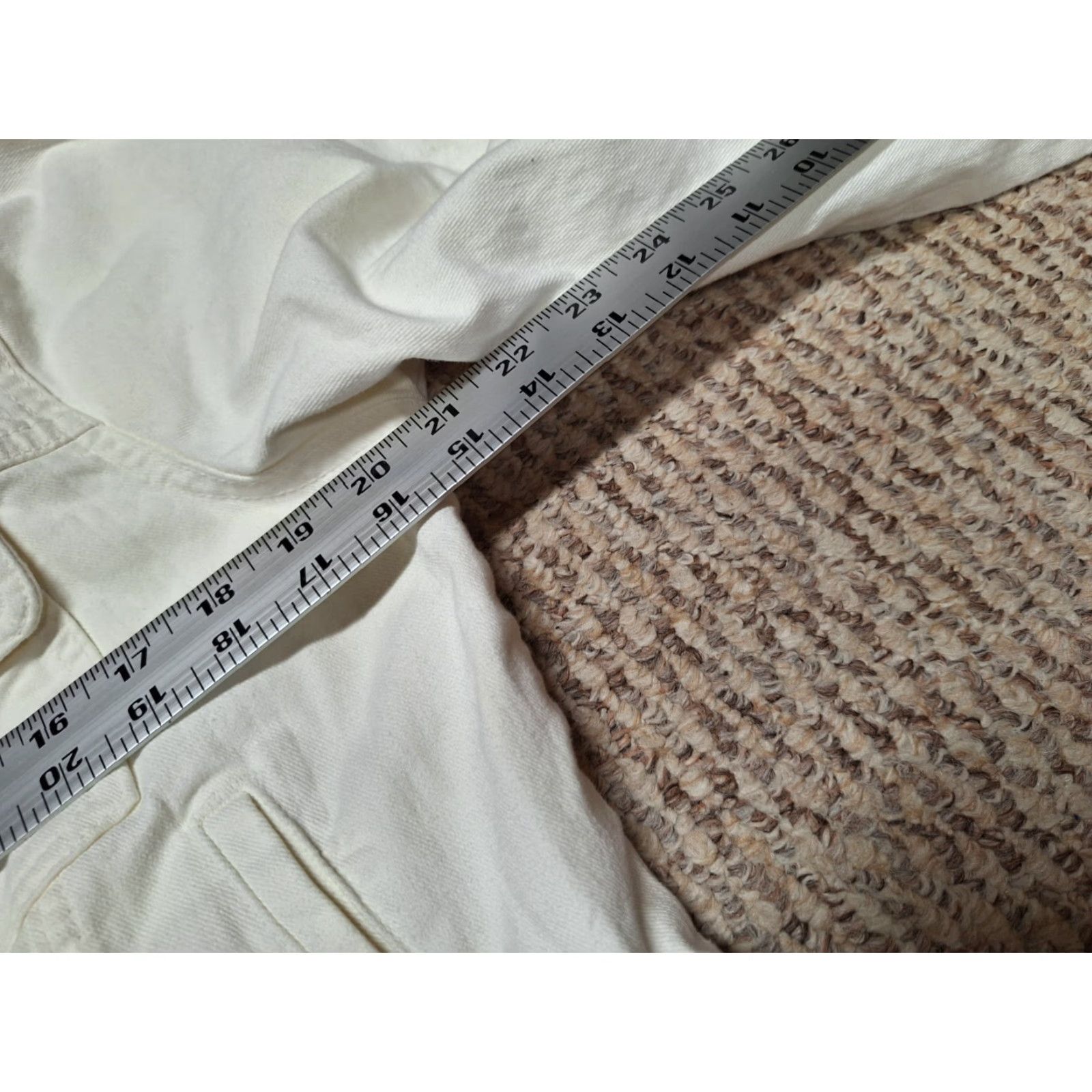 Ralph Lauren Womens Lauren Ralph Lauren Denim Western Jean Jacket L White Western Denim Nwt Collar Staining Read See Photos L Size 36" / US 14 / IT 50 - 4 Thumbnail