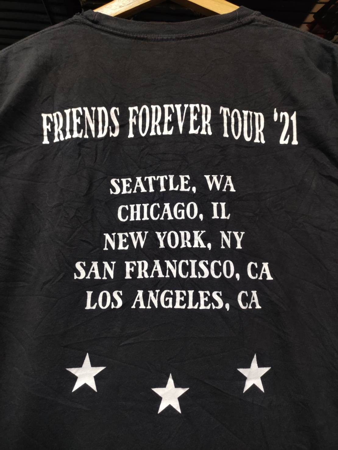 Band Tees Rare! Daisy LA Band " Friends Forever " Last Tour T-Shirt Size US L / EU 52-54 / 3 - 9 Thumbnail