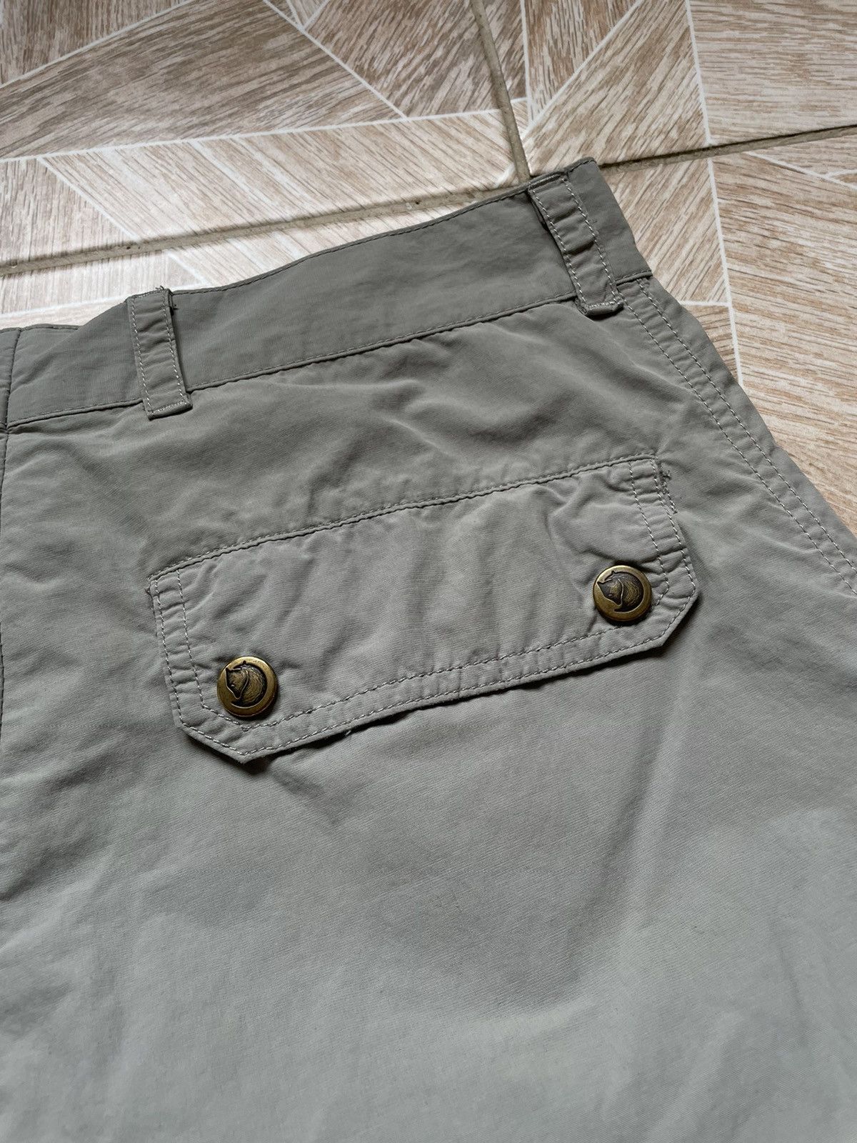 Fjallraven × Vintage Rare Outdoor Fjallraven Multi Pocket Tracking Nylon Shorts Size 27" / US 4 / IT 40 - 13 Thumbnail