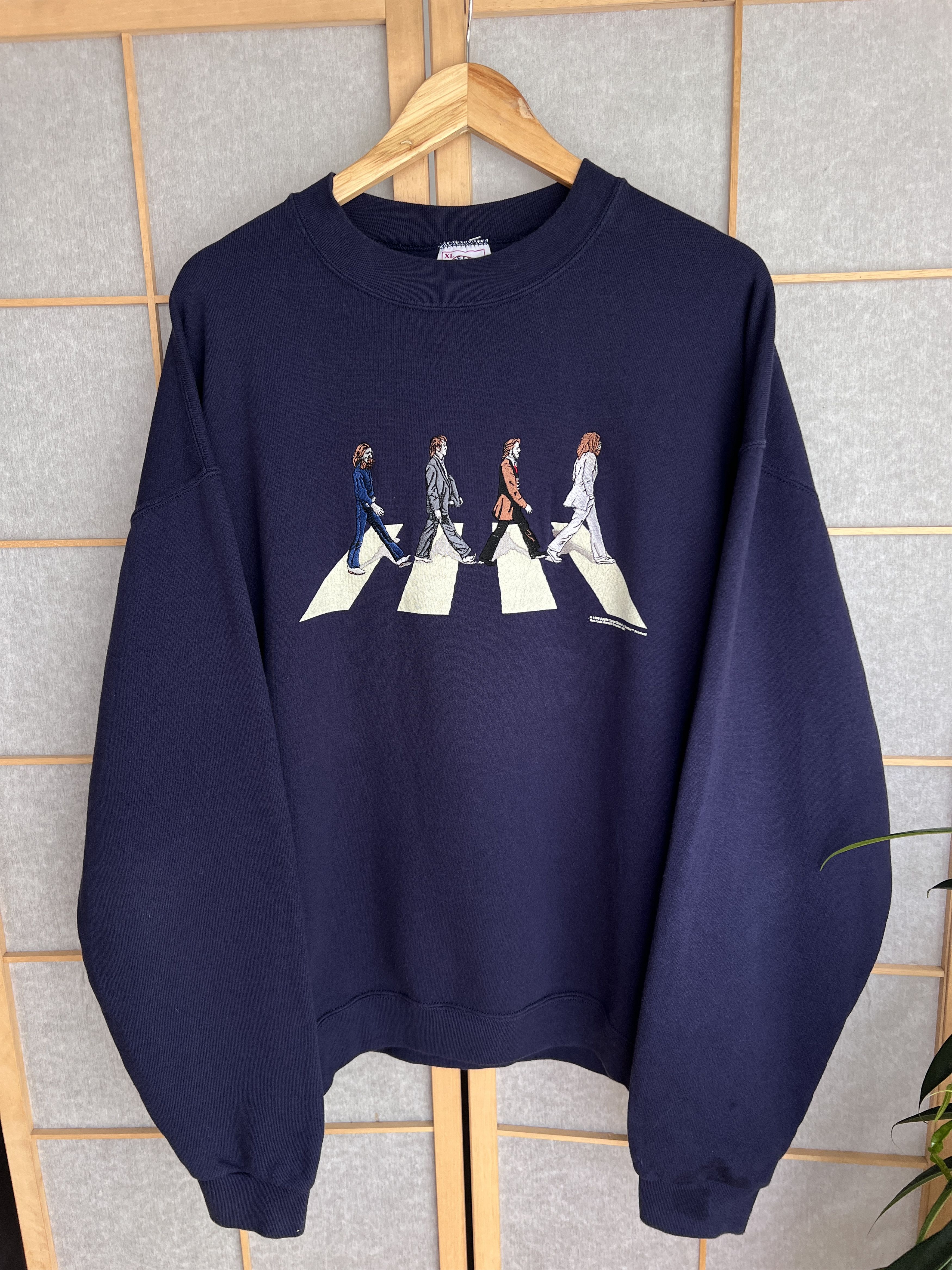 Delta The Beatles vintage 1980s embroidered sweatshirt Abbey Road Size US XL / EU 56 / 4 - 1 Thumbnail