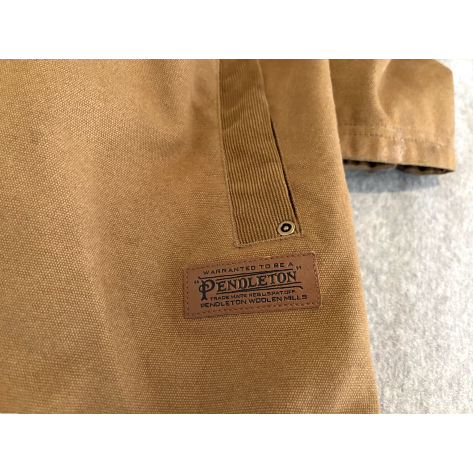 Pendleton VINTAGE Pendleton Jacket Aztec Print Canvas Hooded XL Mens Brown Full Zip Snap - 60 characters Size US XL / EU 56 / 4 - 6 Thumbnail