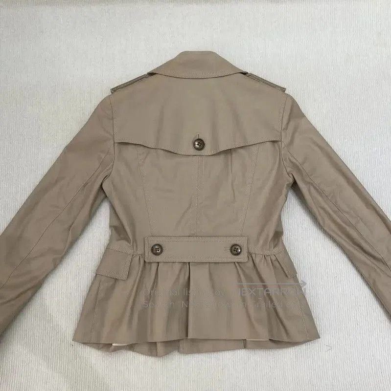 Burberry Burberry Women's Short Trench Coat in Khaki. Size S / US 4 / IT 40 - 2 Thumbnail